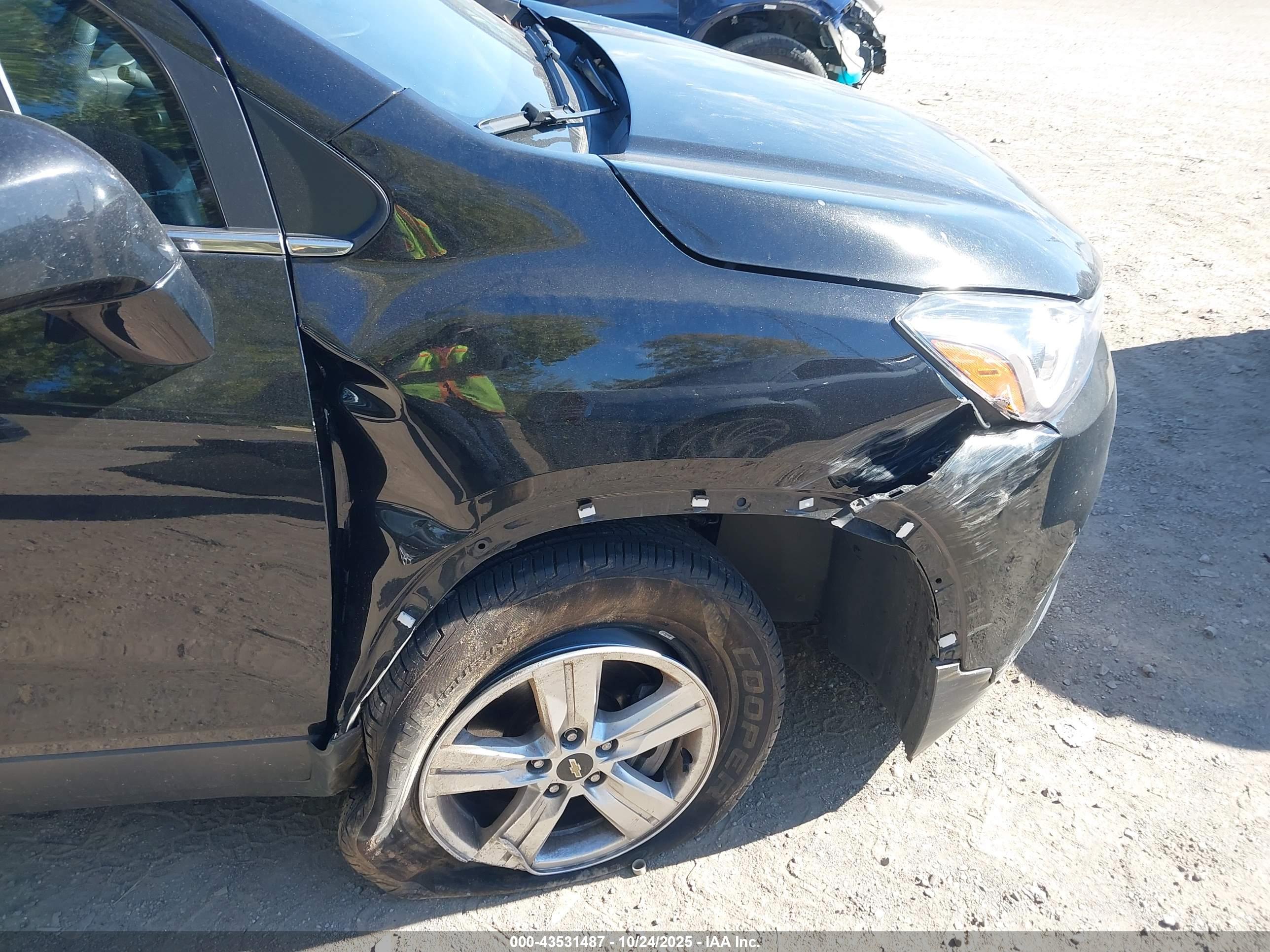 CHEVROLET TRAX image 6