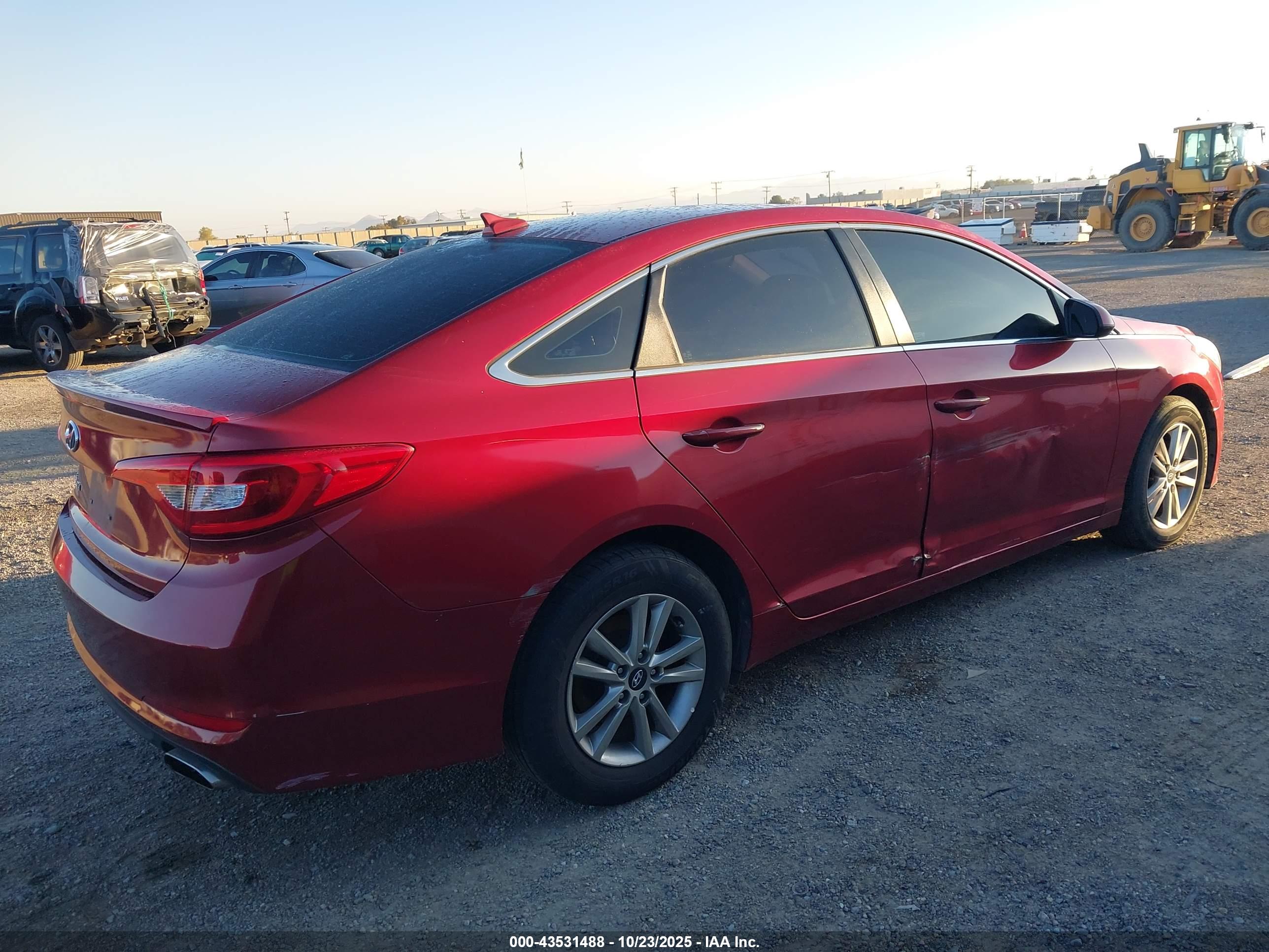 HYUNDAI SONATA image 4