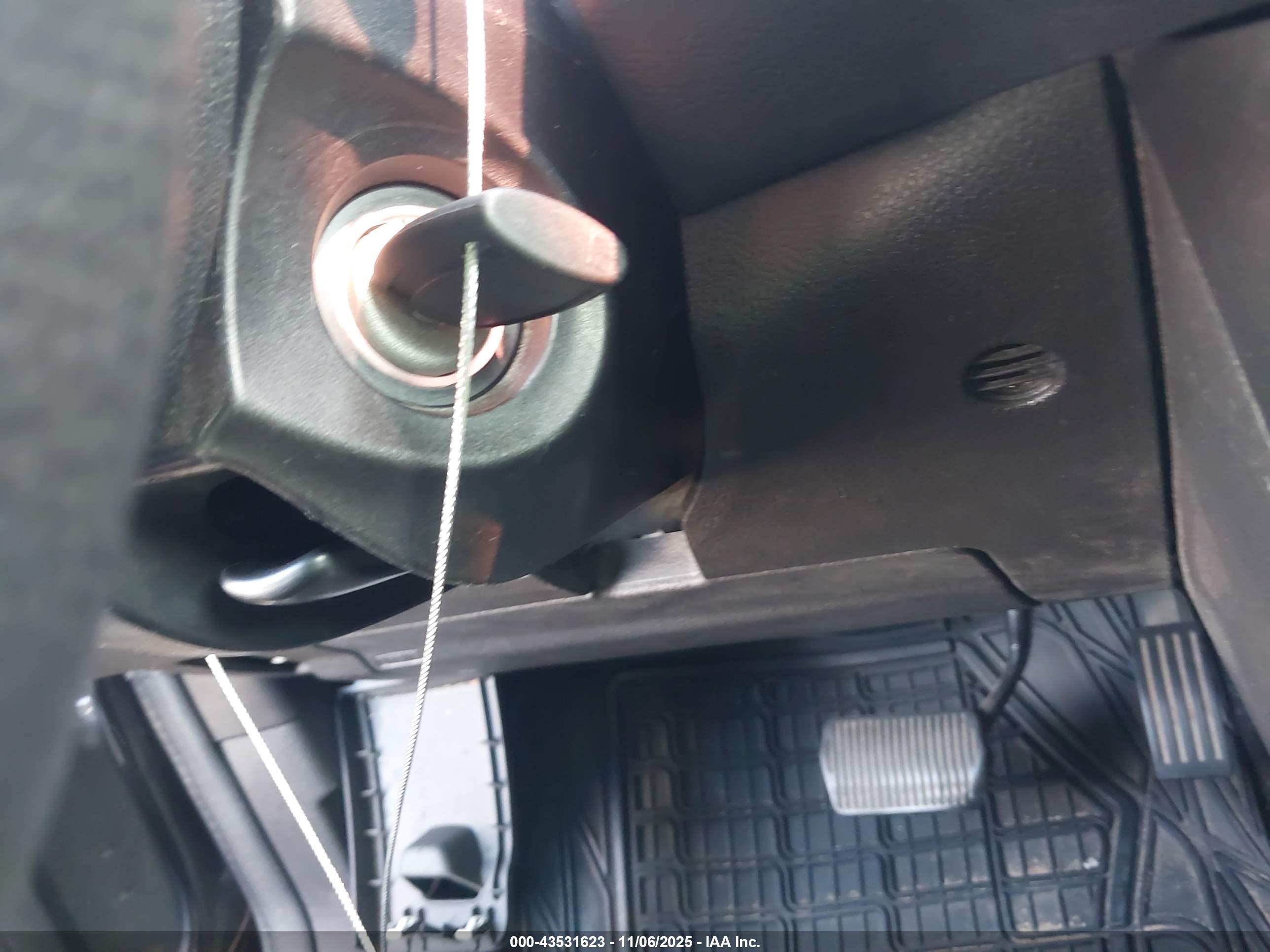 FORD FOCUS image 11