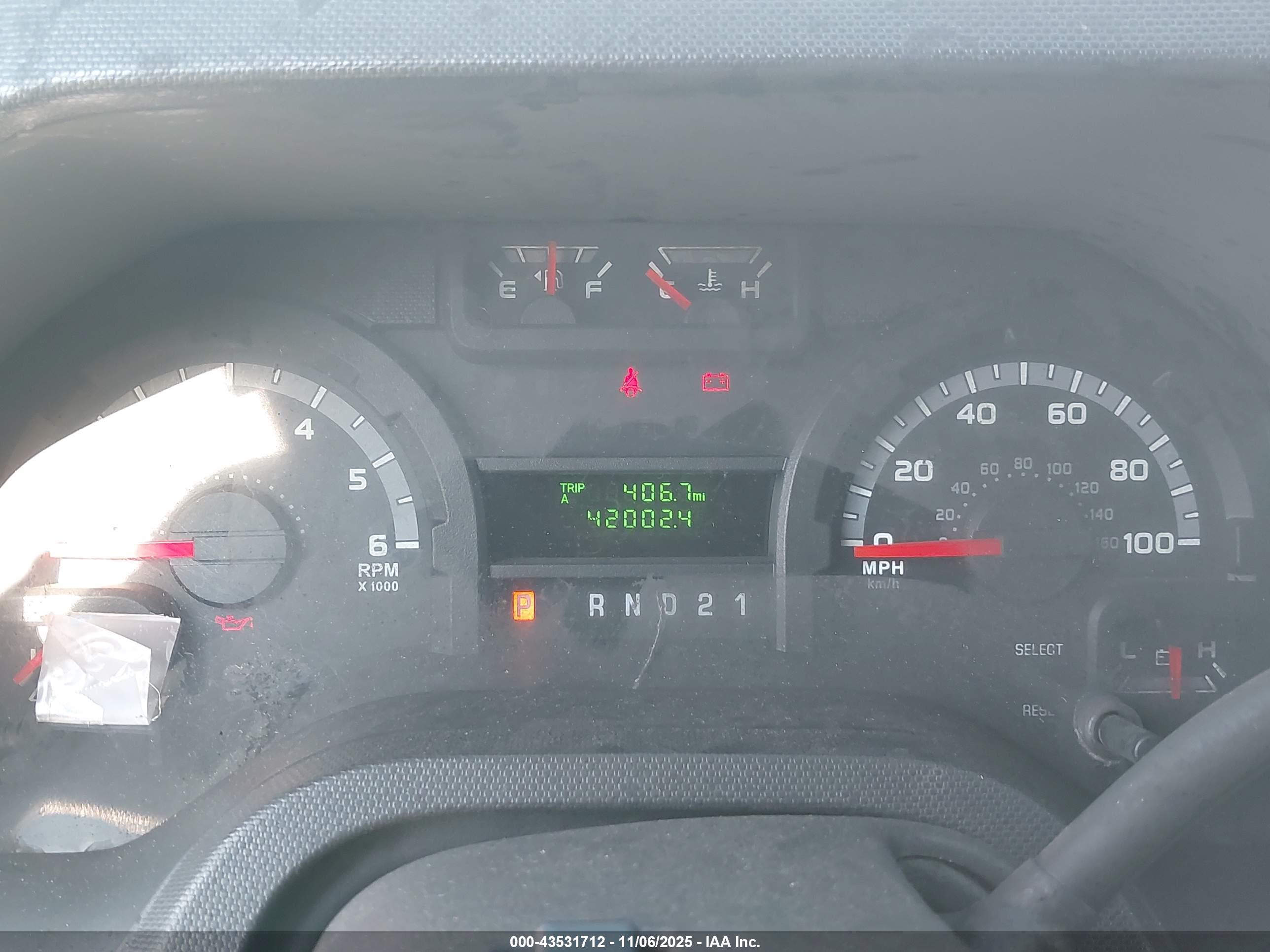 FORD E-250 image 7