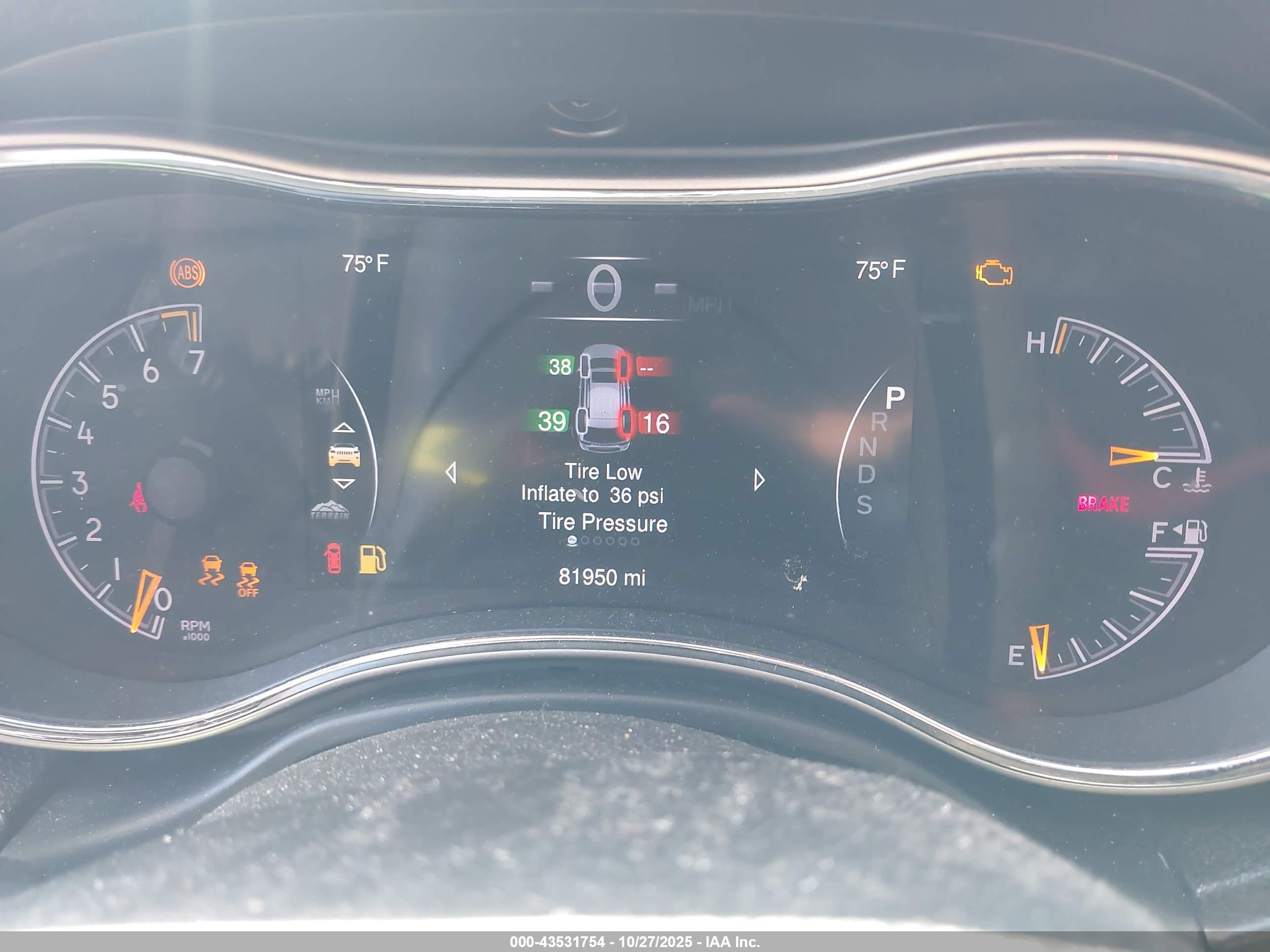 JEEP GRAND image 7