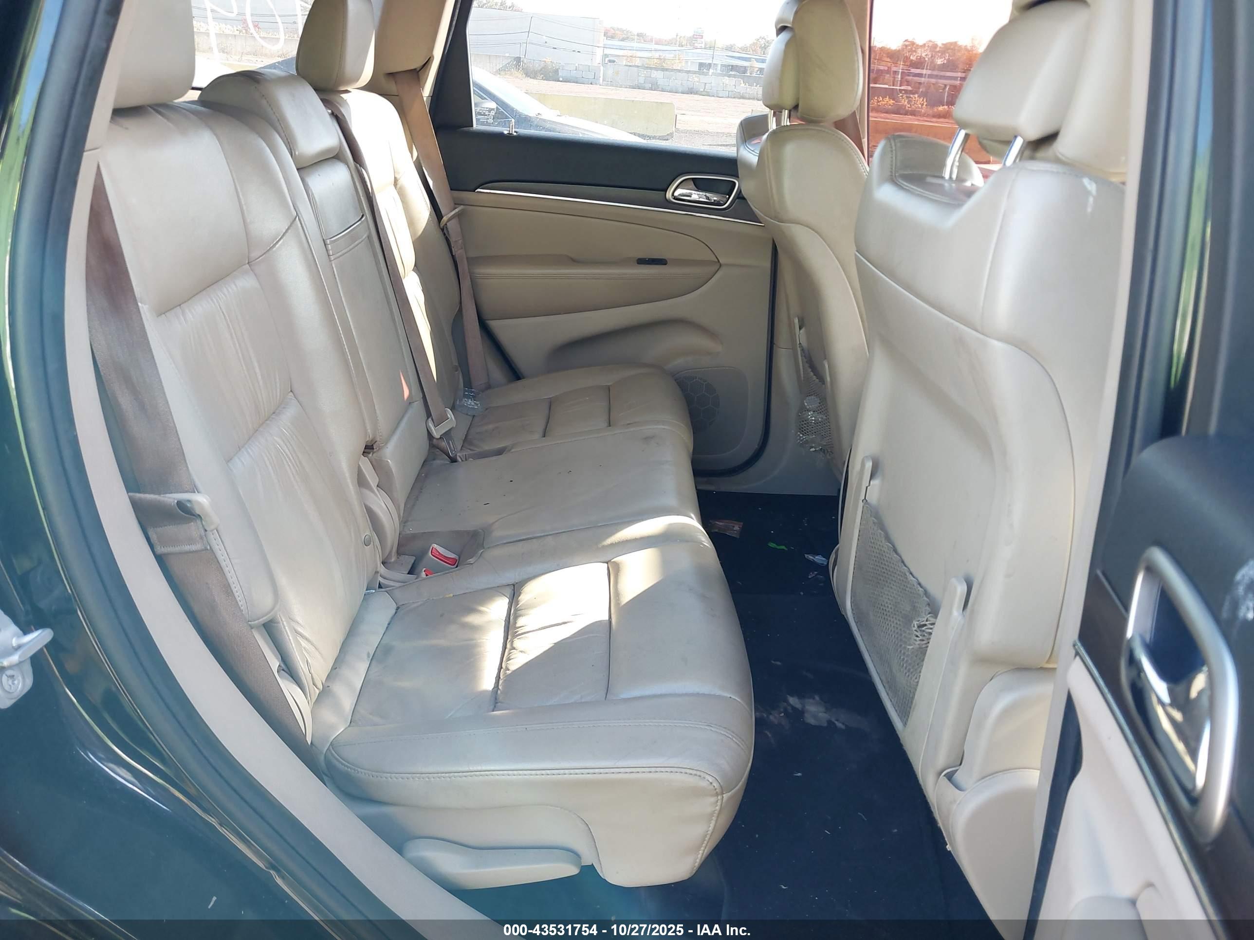 JEEP GRAND image 8