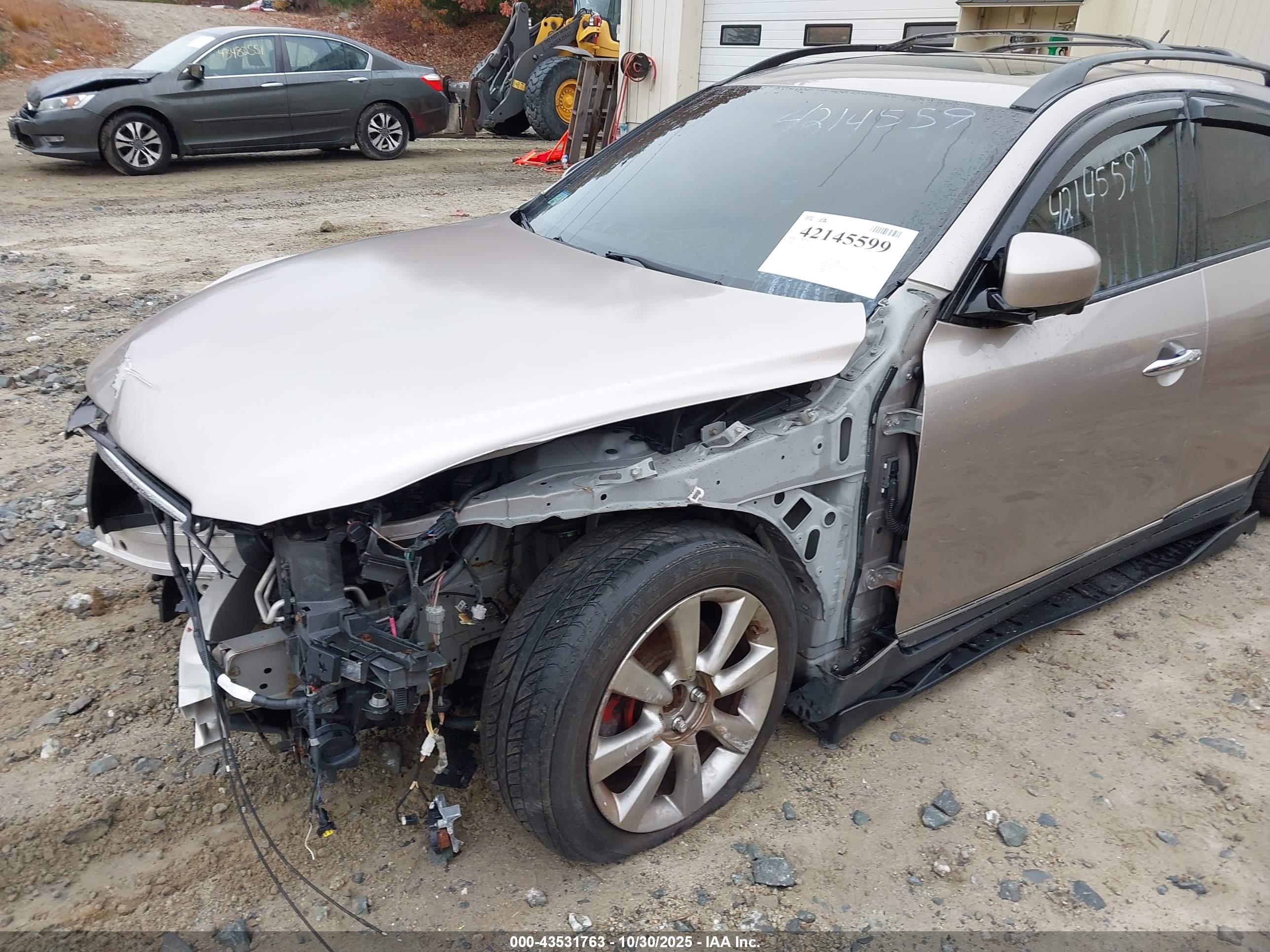 INFINITI EX35 image 2