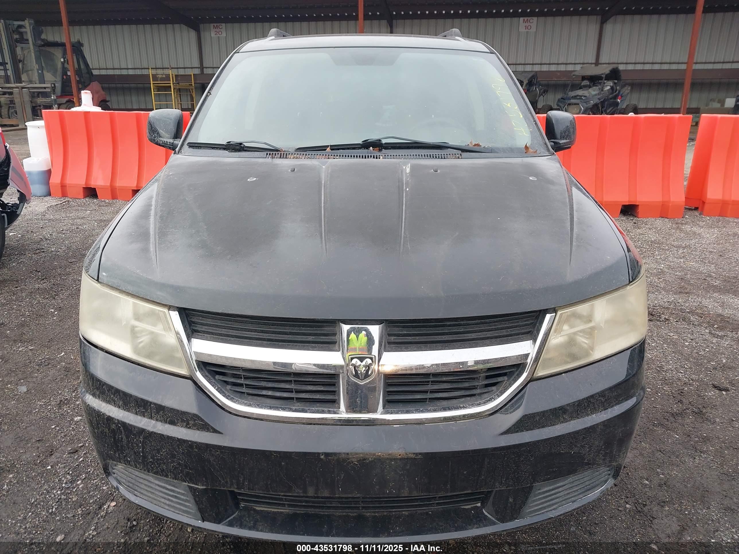 DODGE JOURNEY image 6