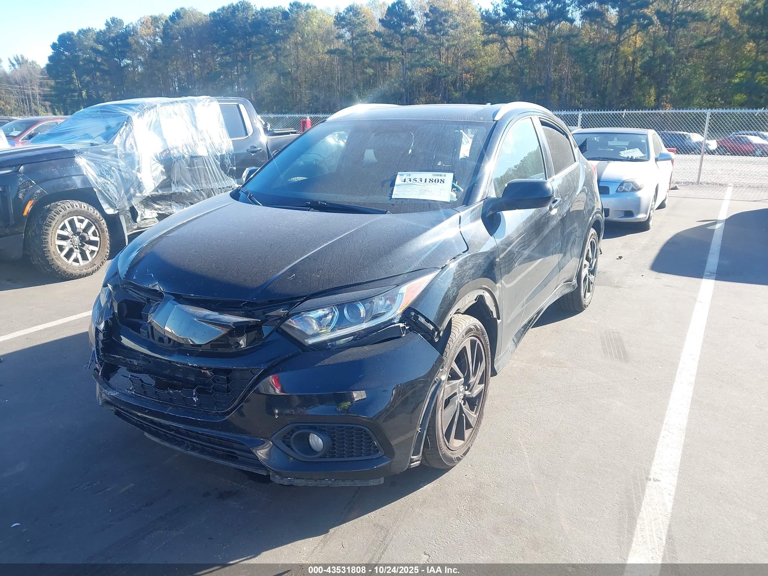 HONDA HR-V image 2