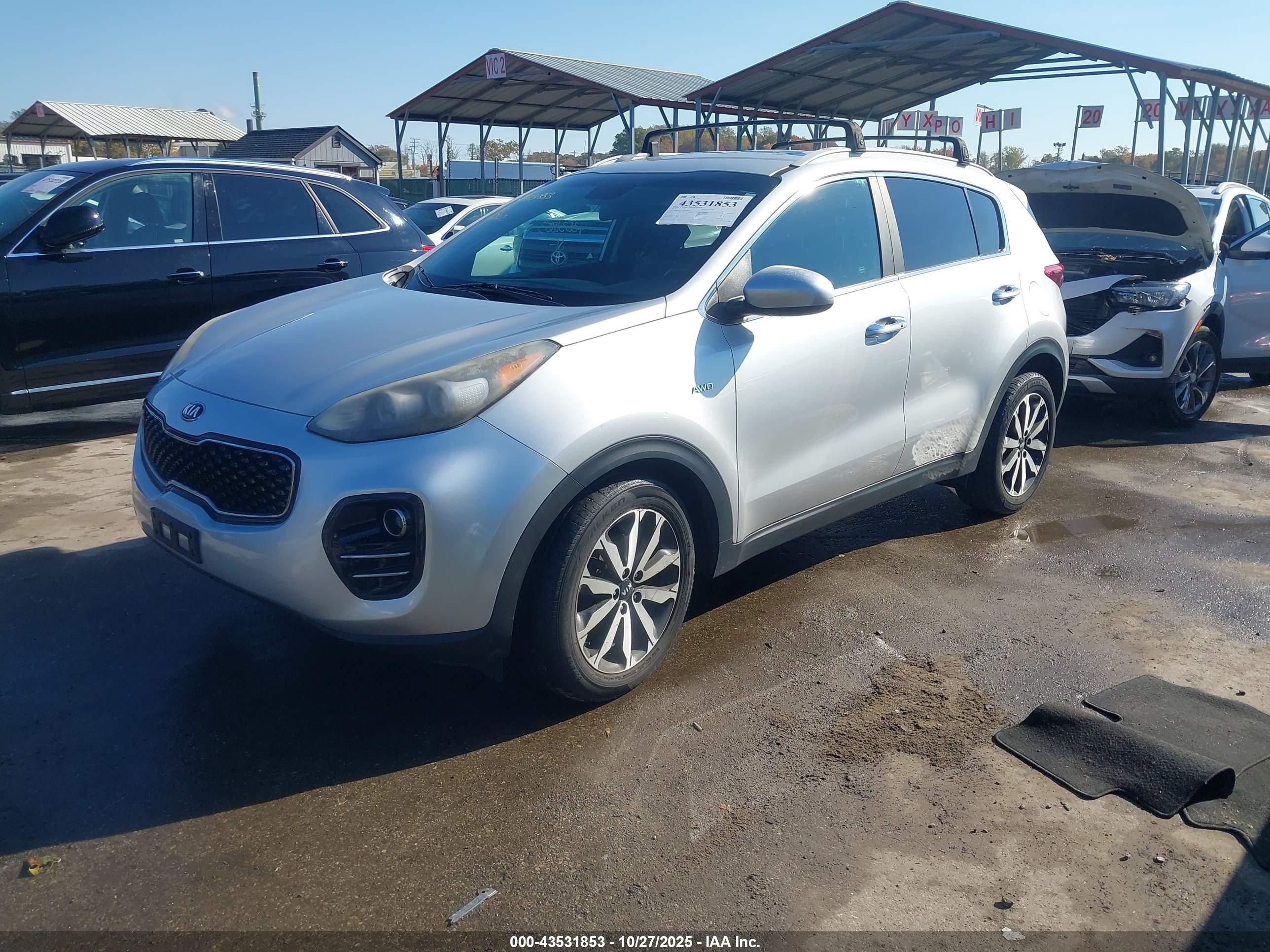 KIA SPORTAGE image 2