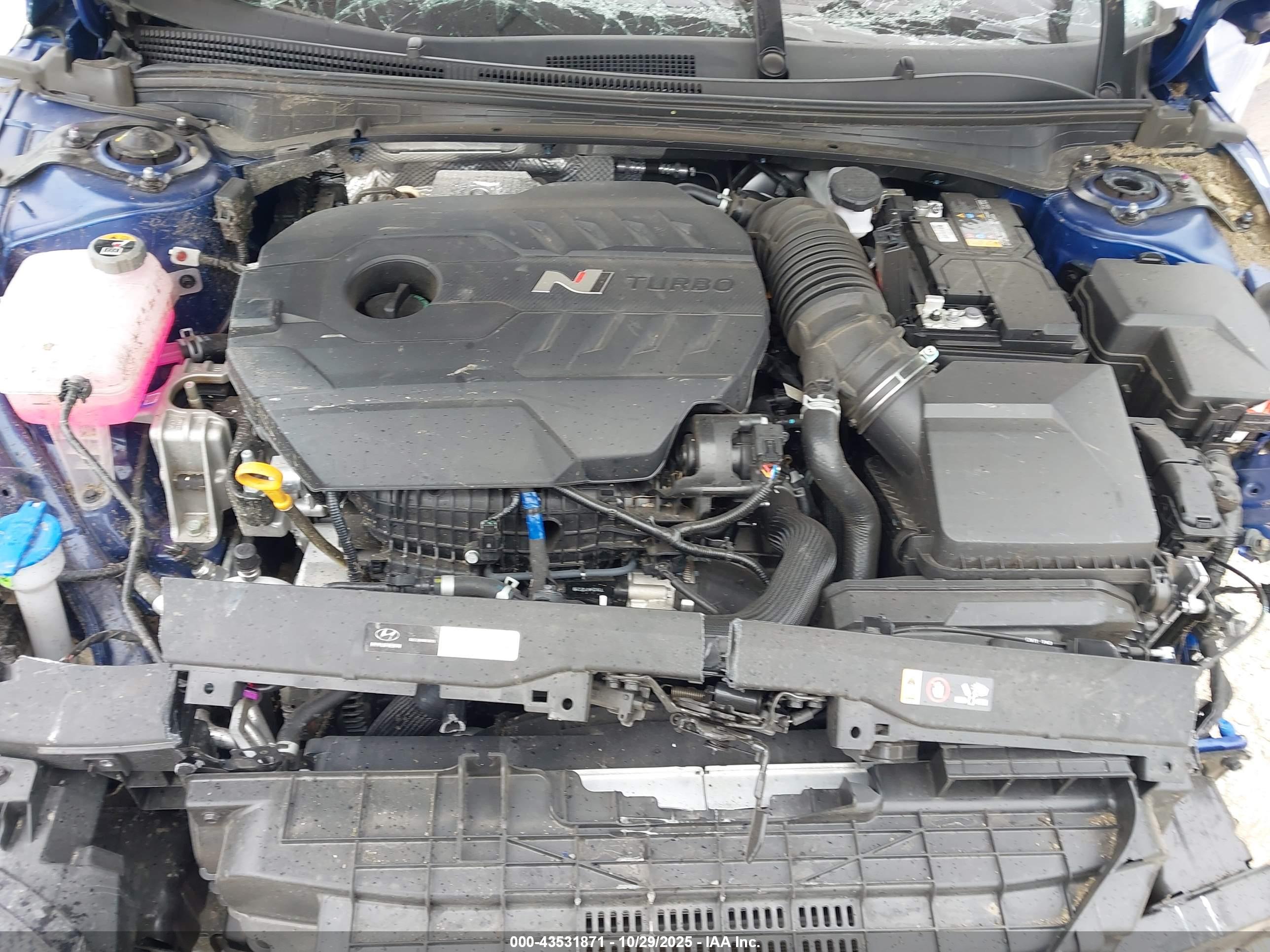 HYUNDAI ELANTRA image 10