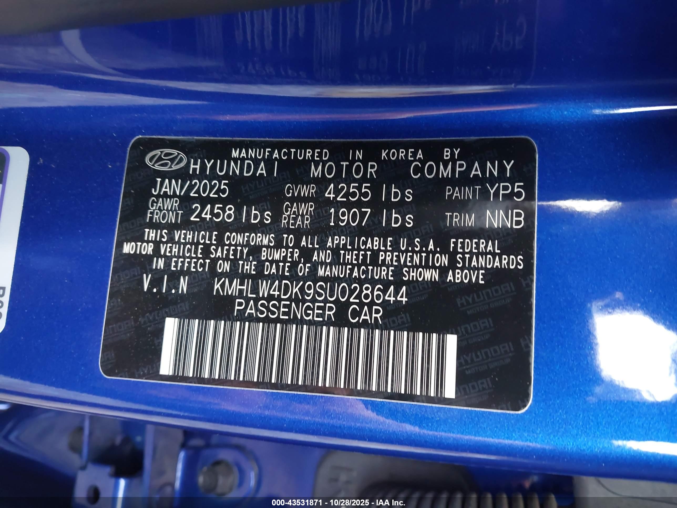 HYUNDAI ELANTRA image 9
