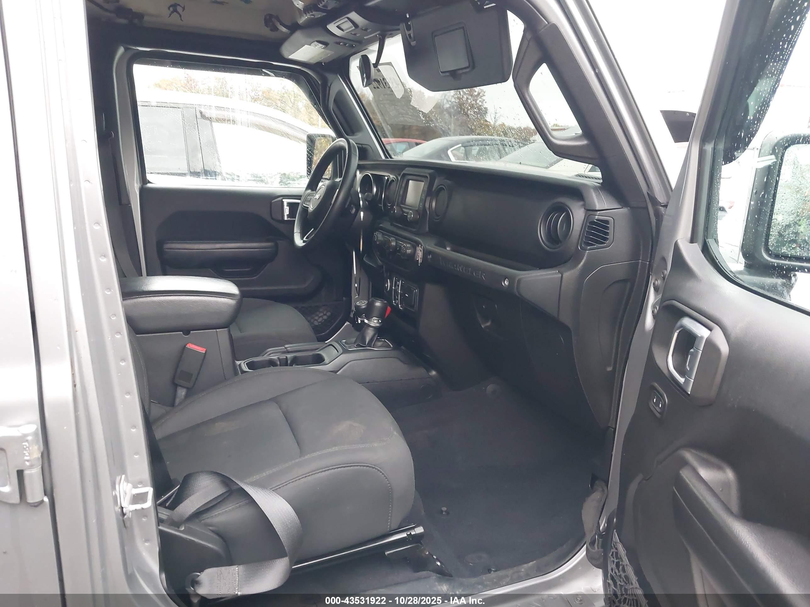 JEEP WRANGLER image 5