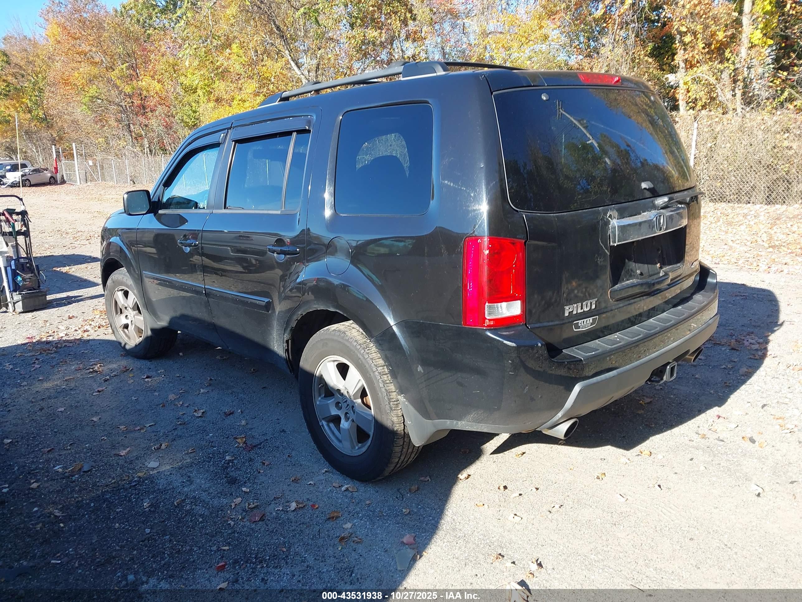 HONDA PILOT image 3