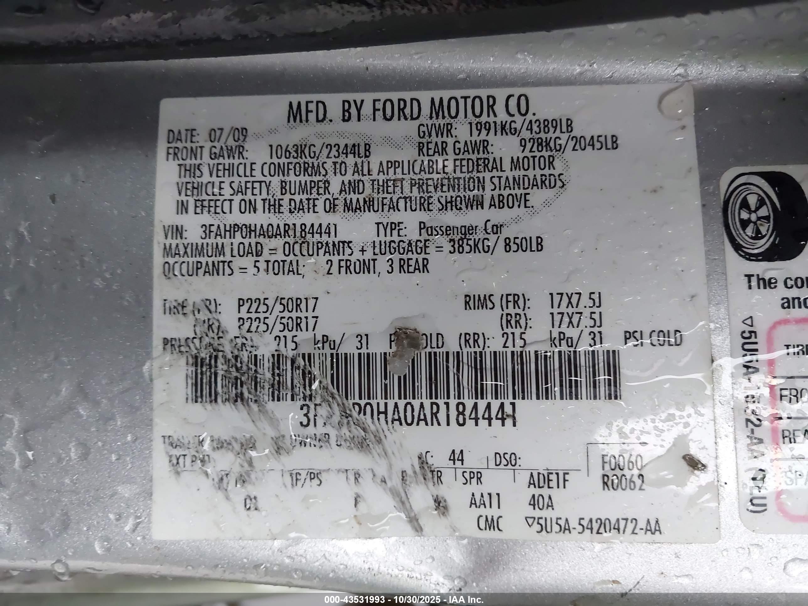 FORD FUSION image 9