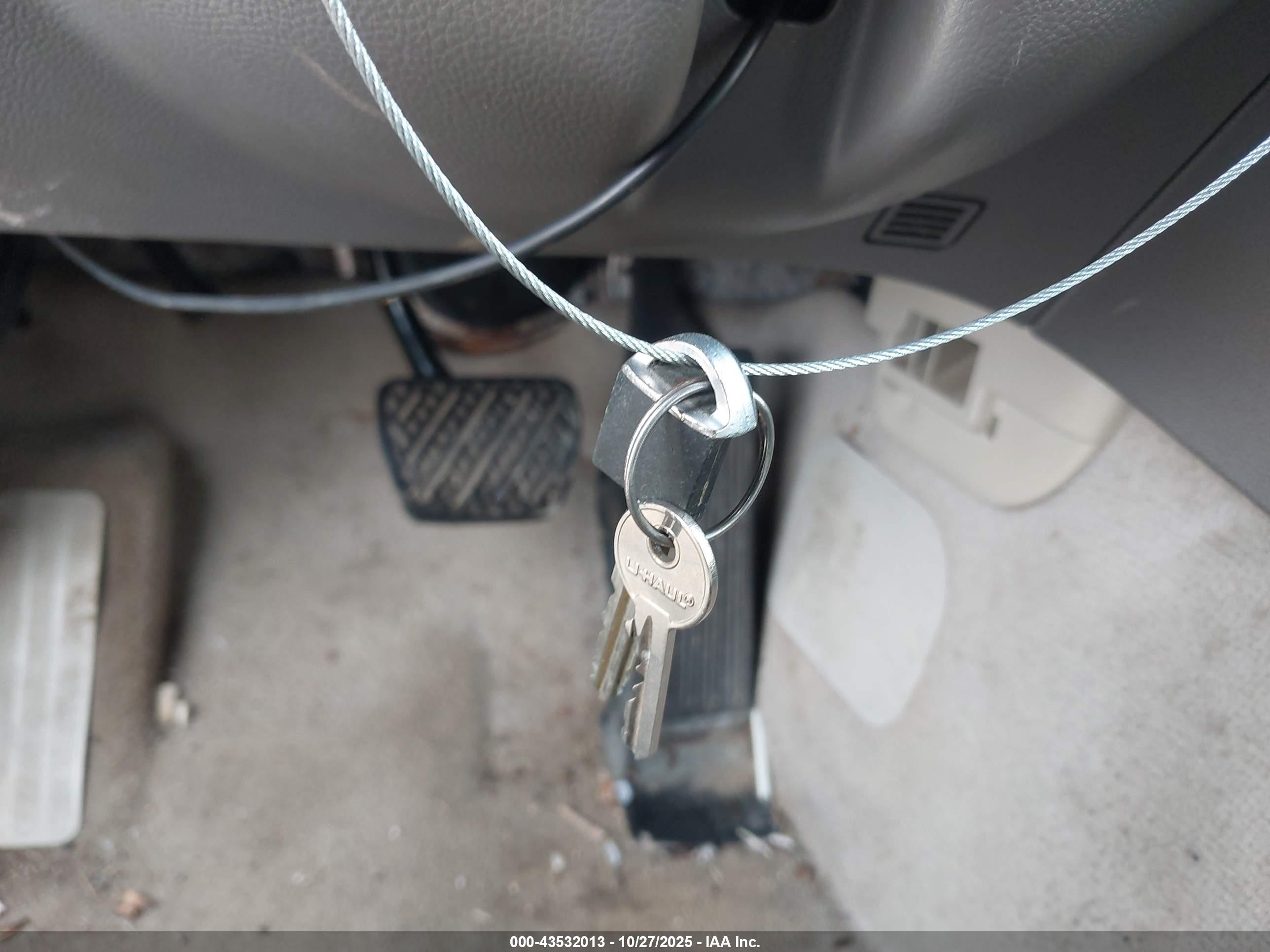 INFINITI G25X image 11