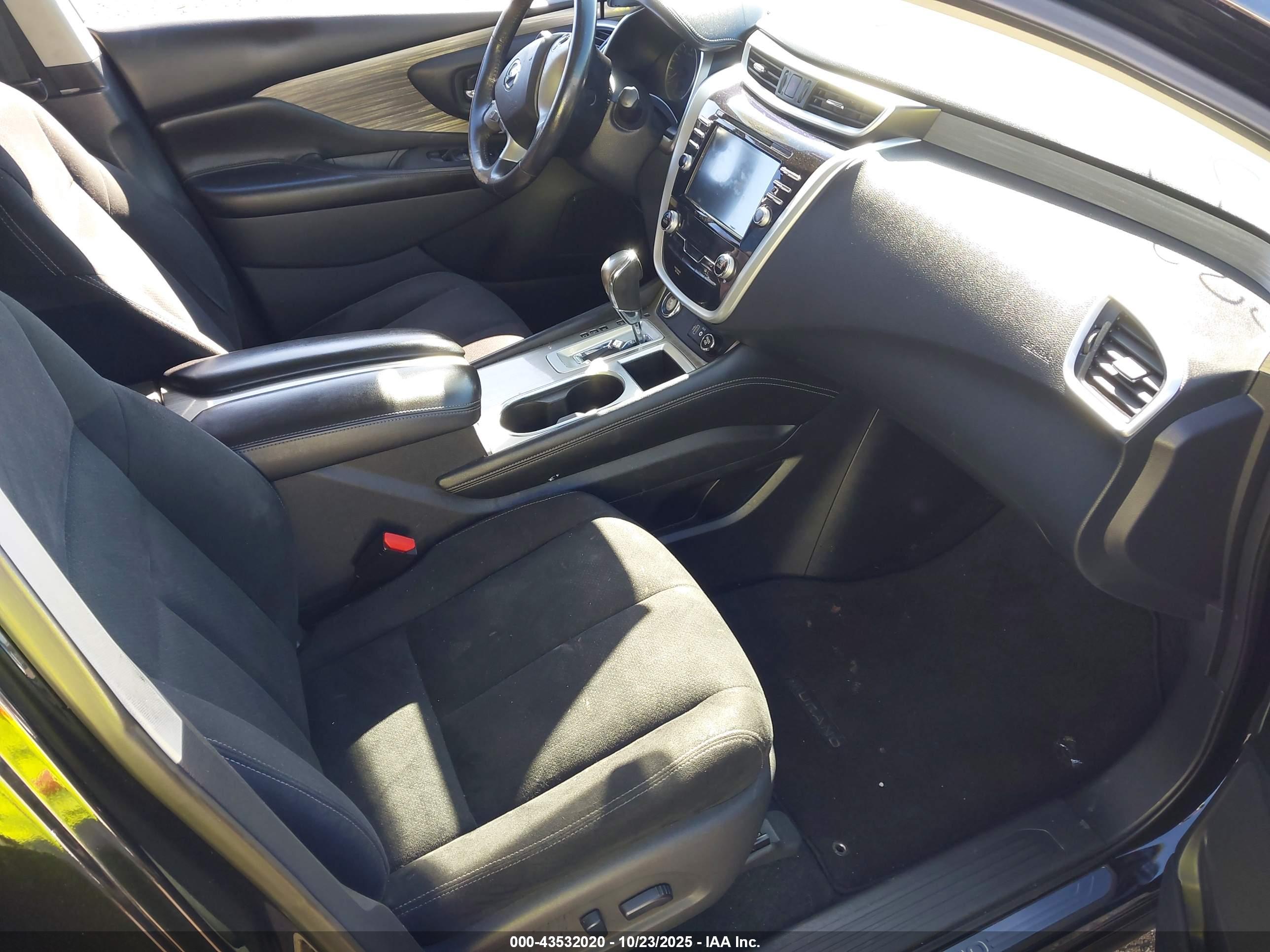 NISSAN MURANO image 5