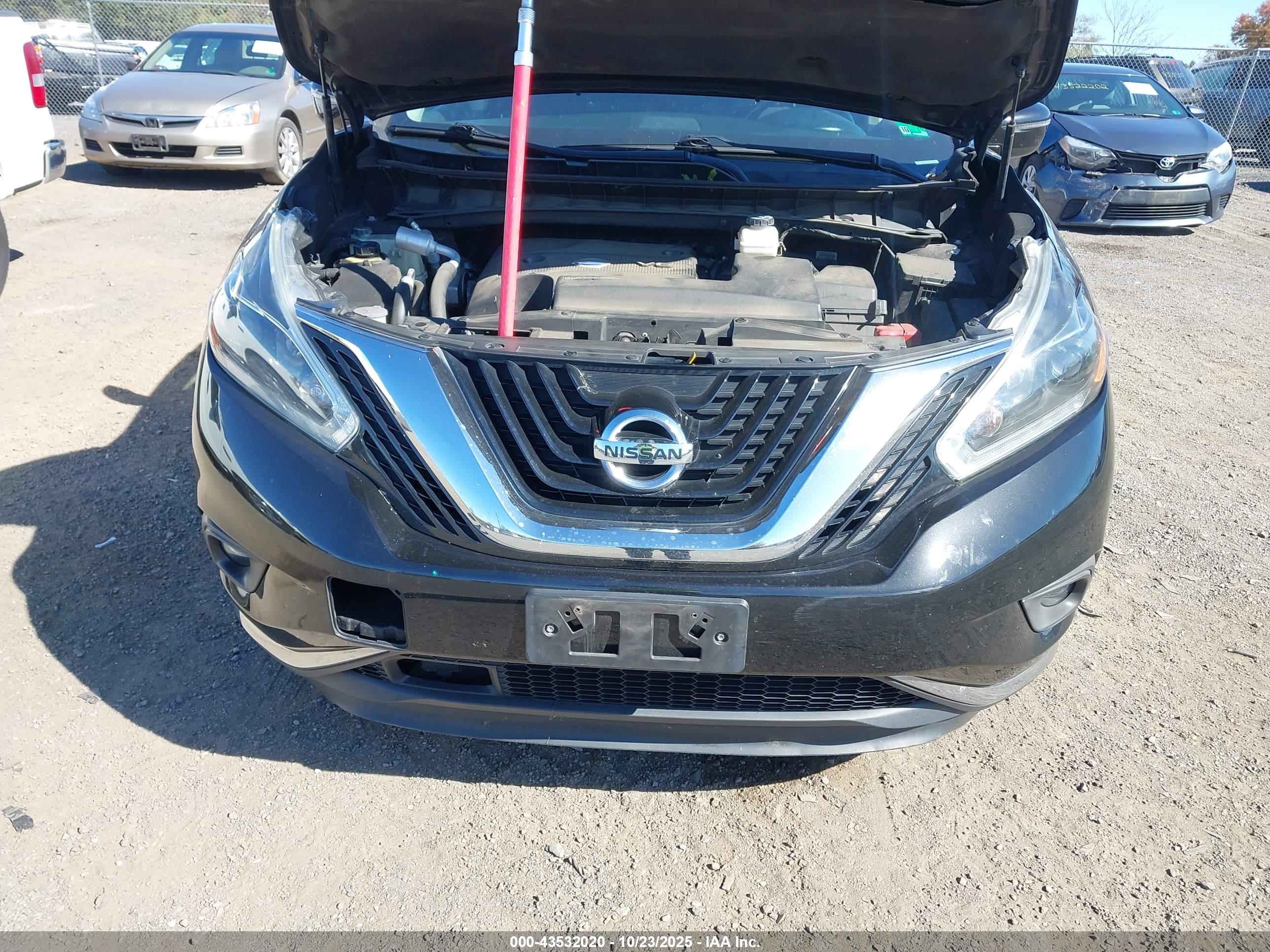 NISSAN MURANO image 6