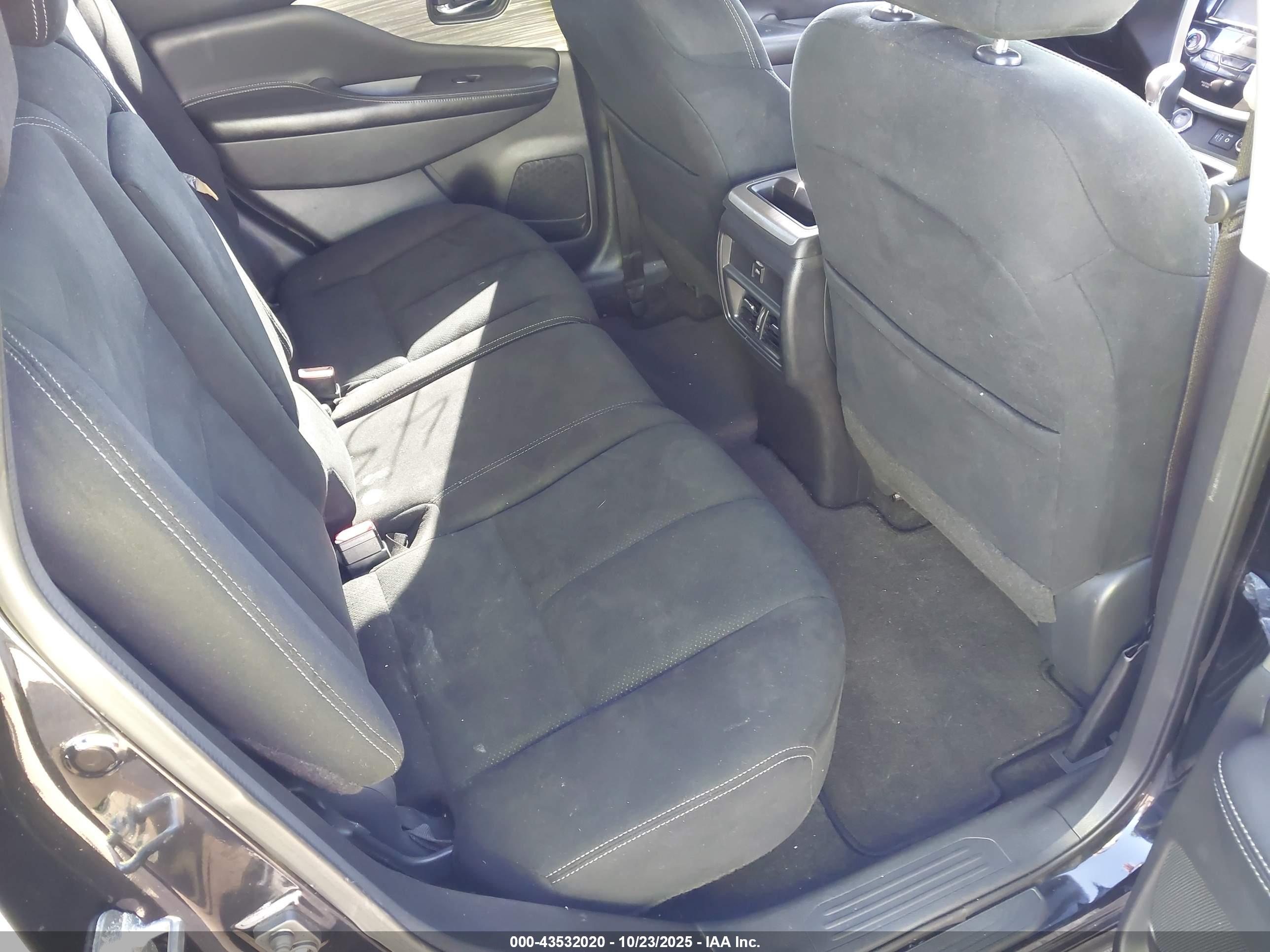 NISSAN MURANO image 8