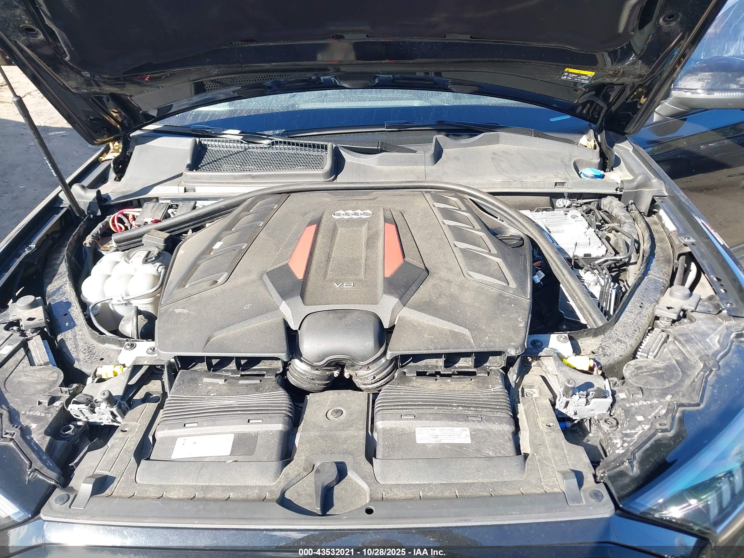 AUDI SQ7 image 10