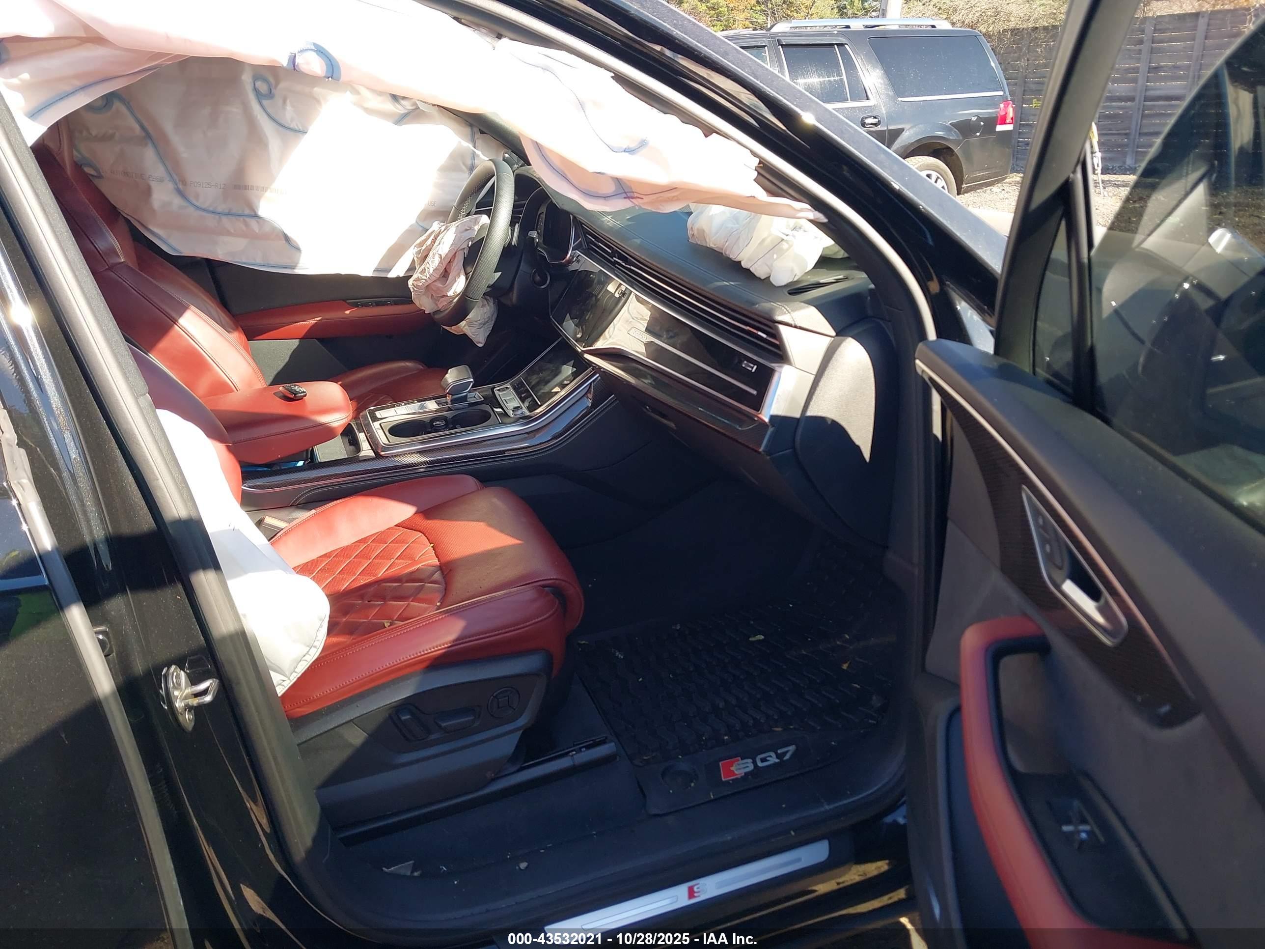 AUDI SQ7 image 5