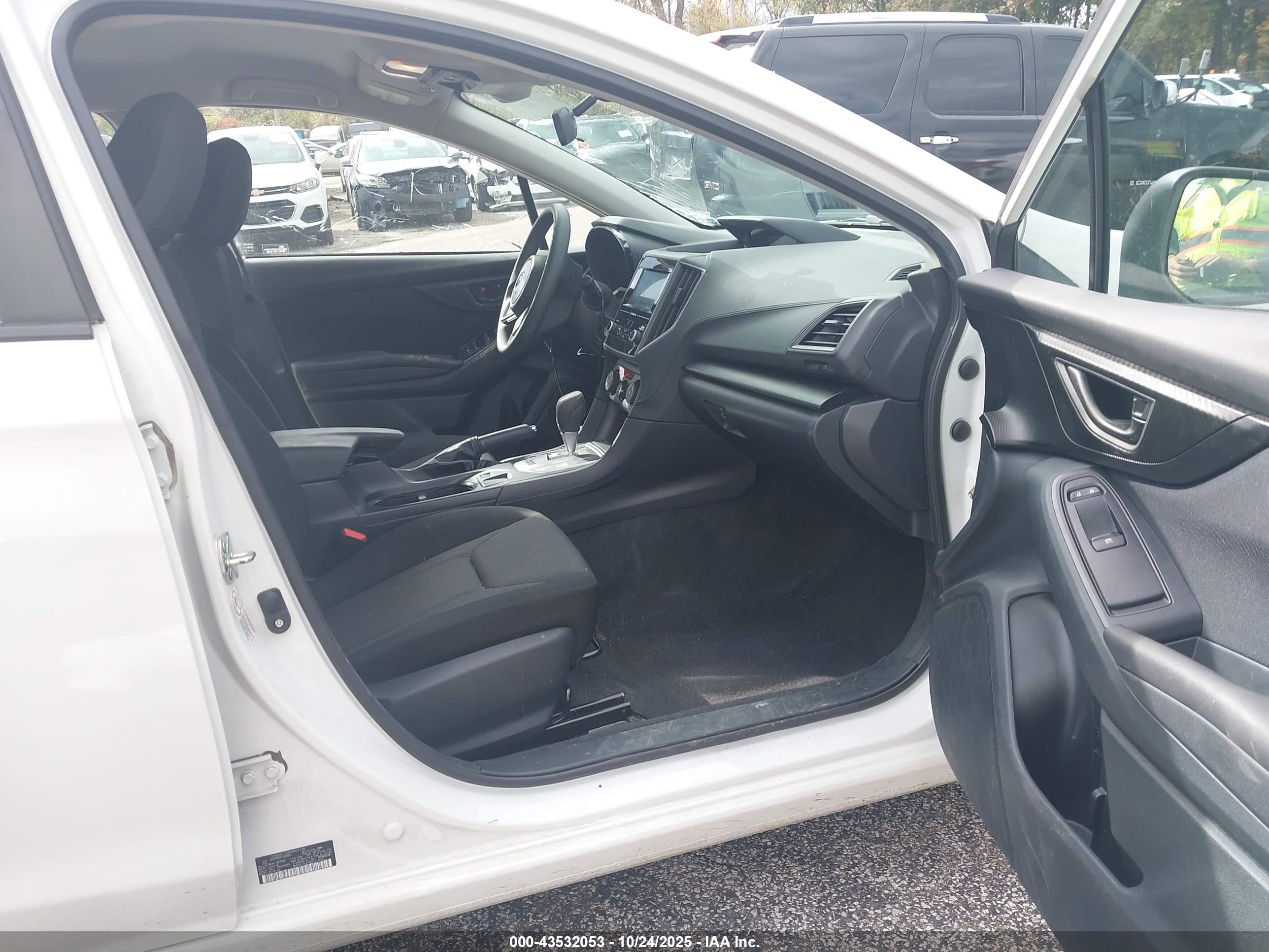 SUBARU IMPREZA image 5