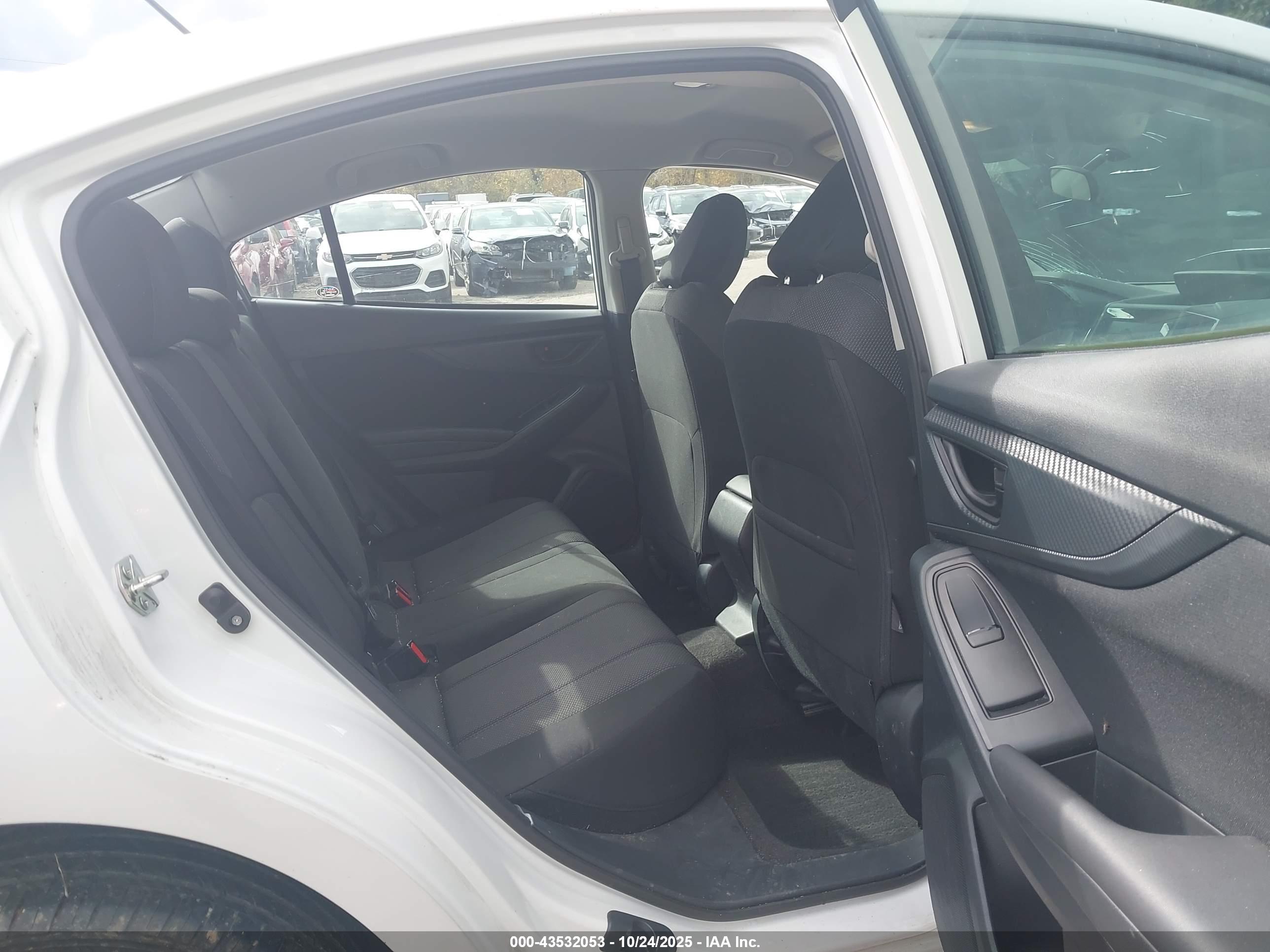 SUBARU IMPREZA image 8
