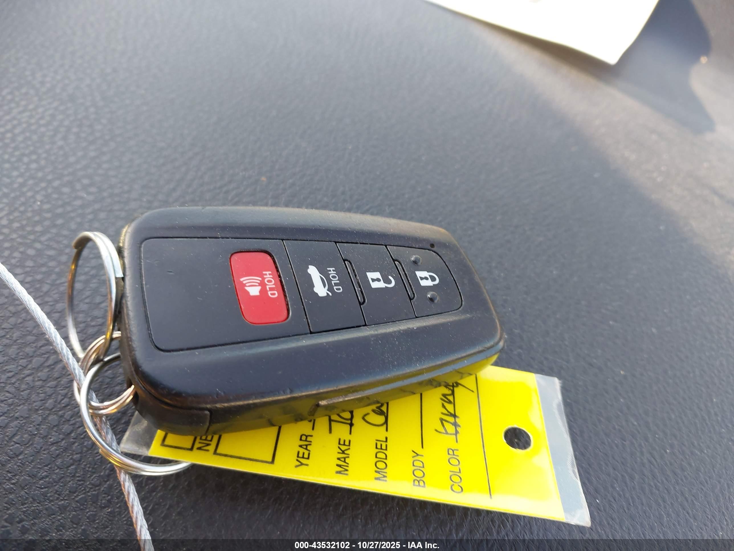 TOYOTA CAMRY image 11