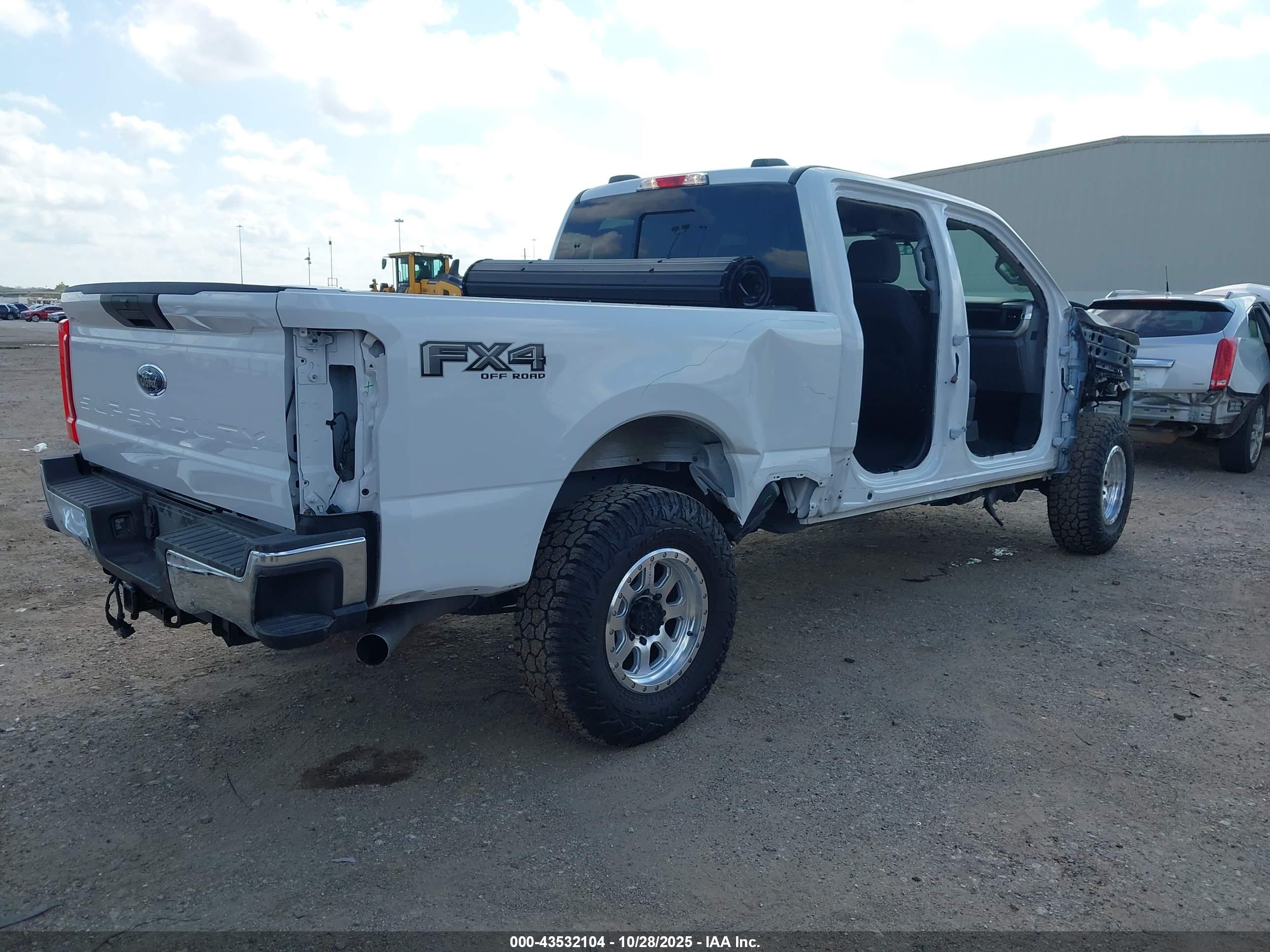 FORD F-250 image 4