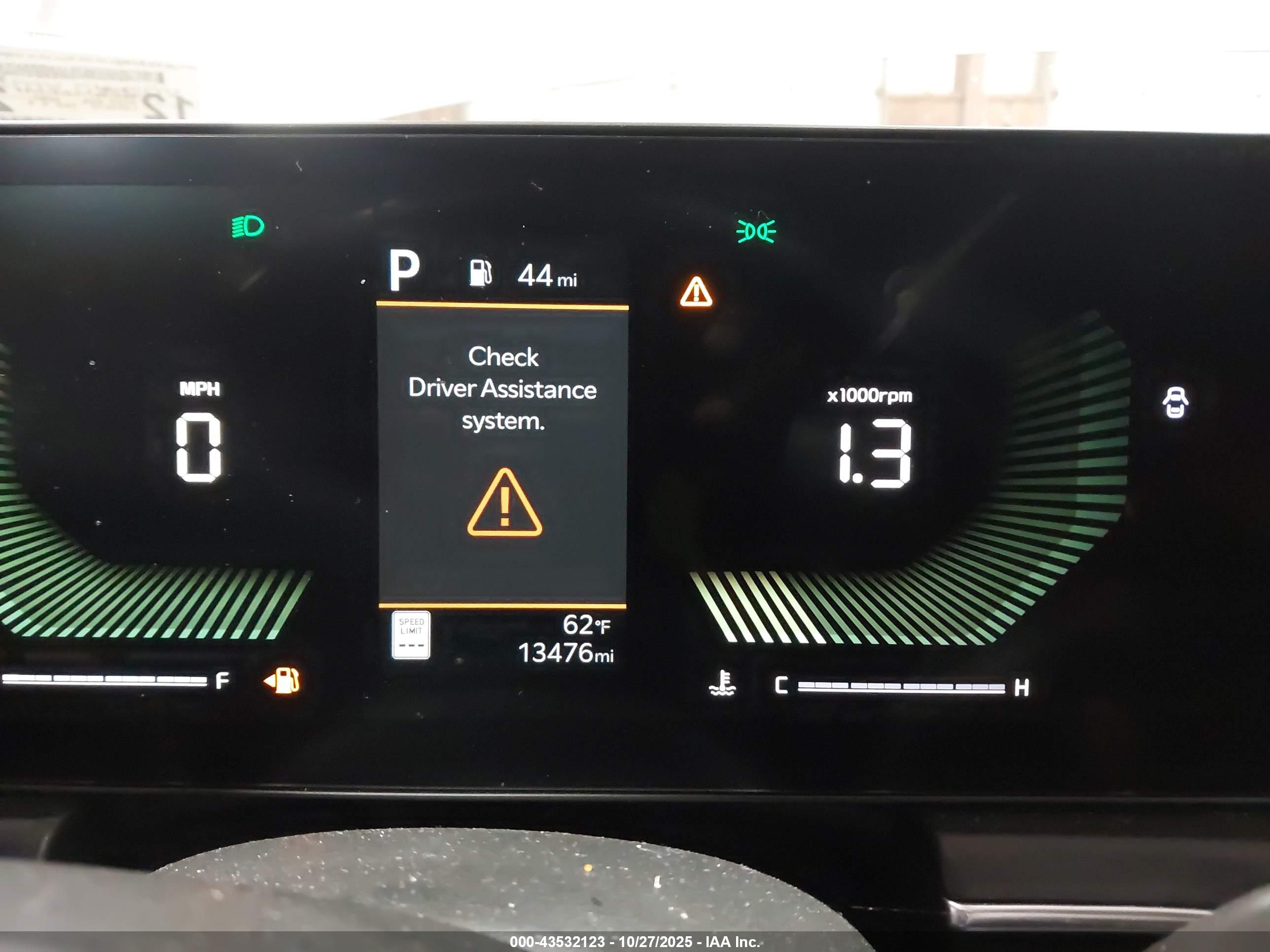 KIA K5 image 7