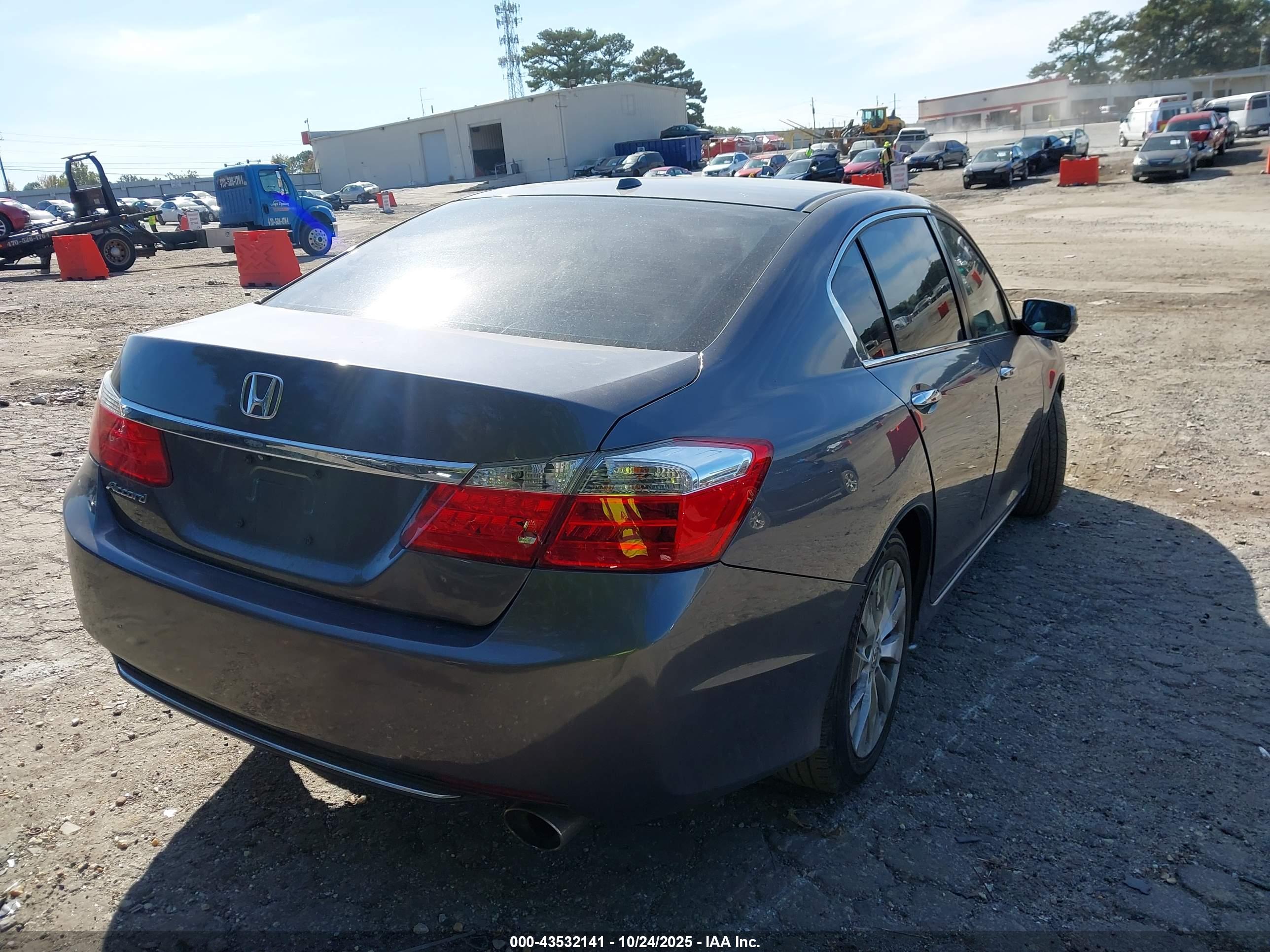 HONDA ACCORD image 4