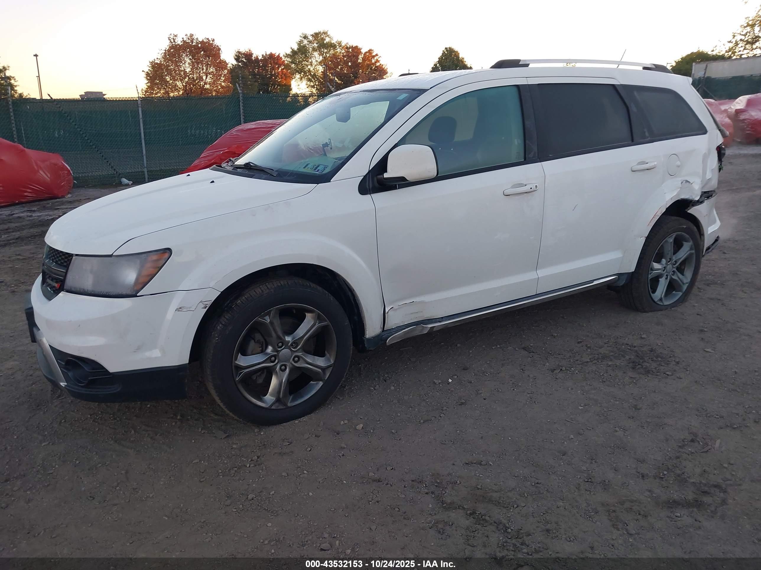 DODGE JOURNEY image 2
