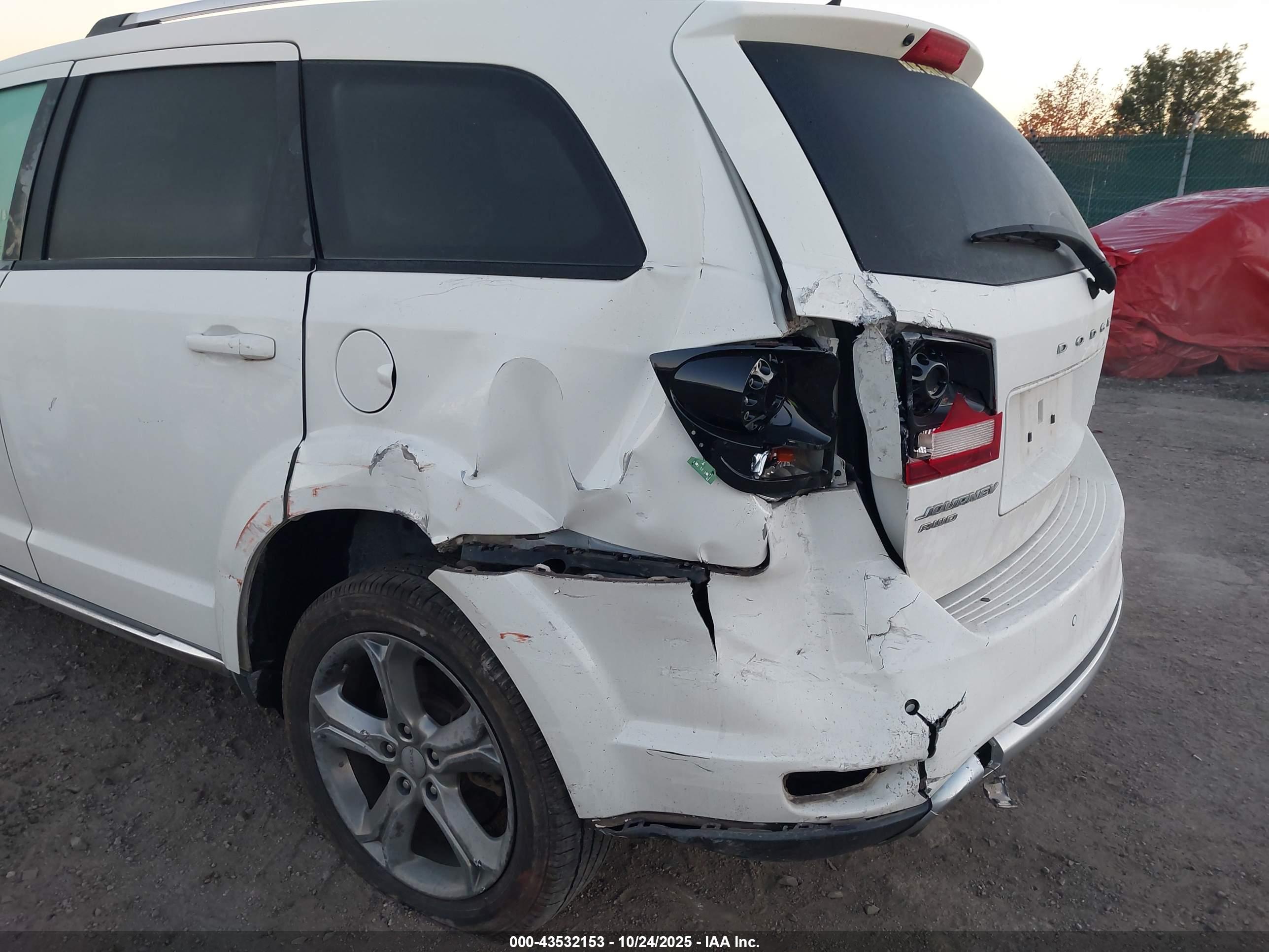 DODGE JOURNEY image 6