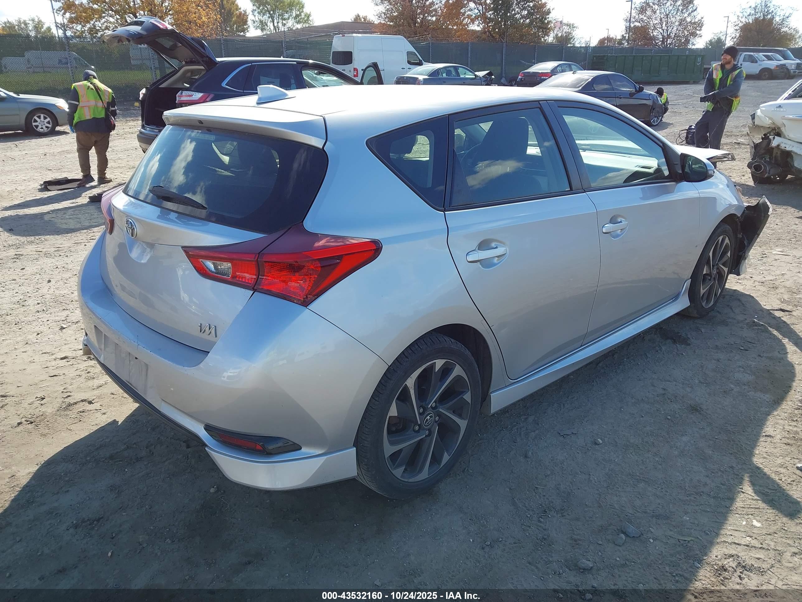 TOYOTA COROLLA image 4