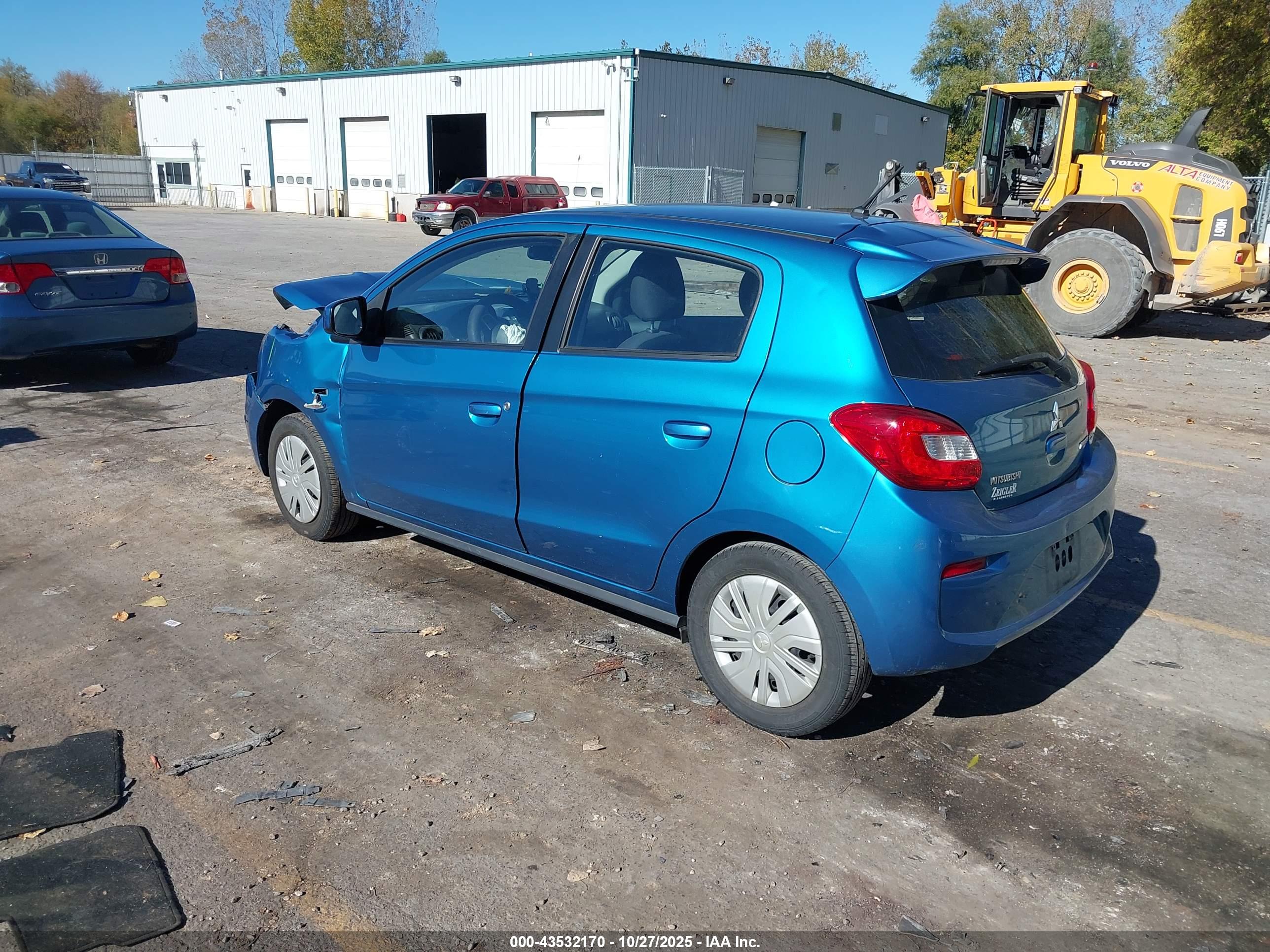 MITSUBISHI MIRAGE image 3