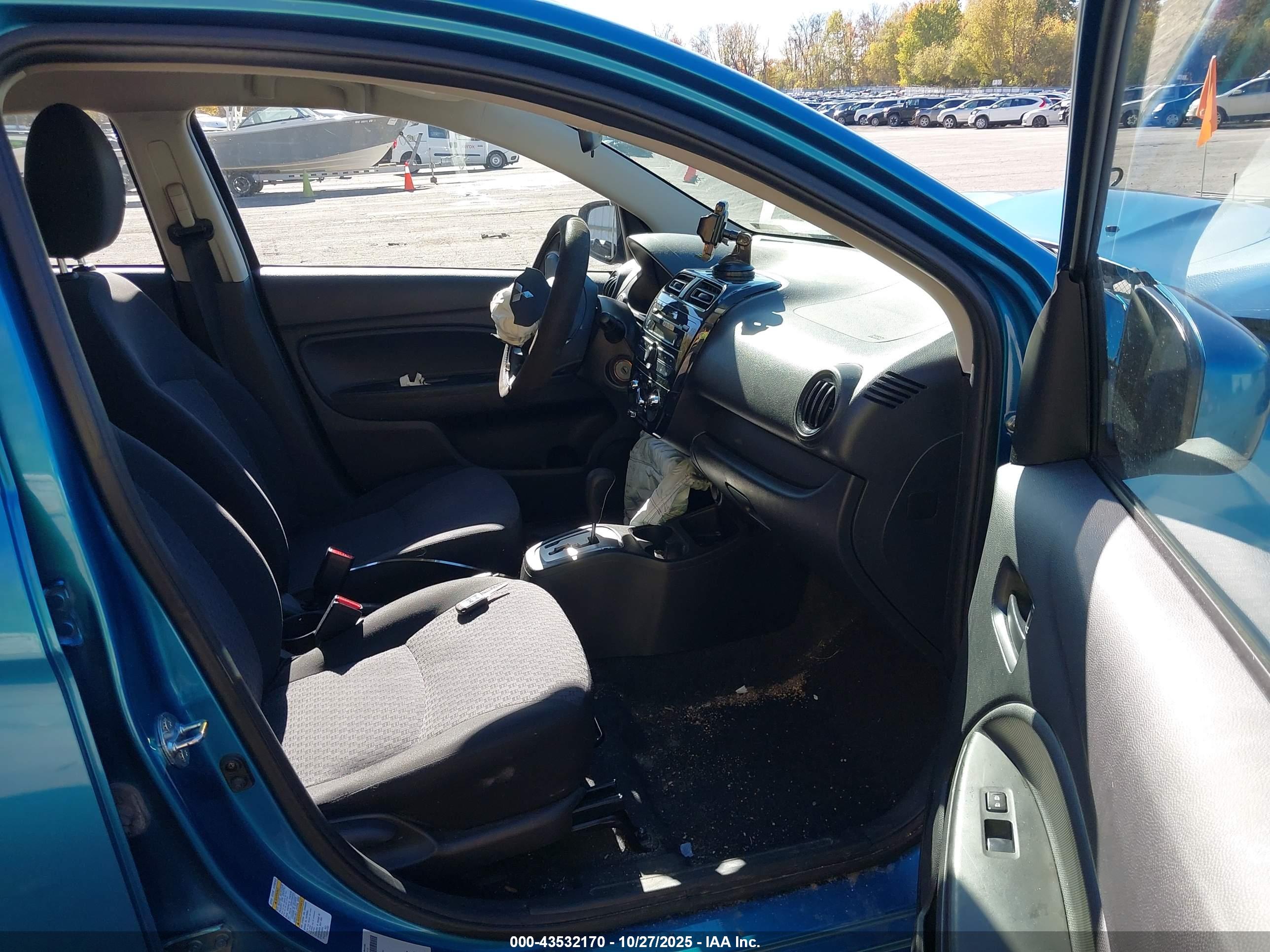 MITSUBISHI MIRAGE image 5