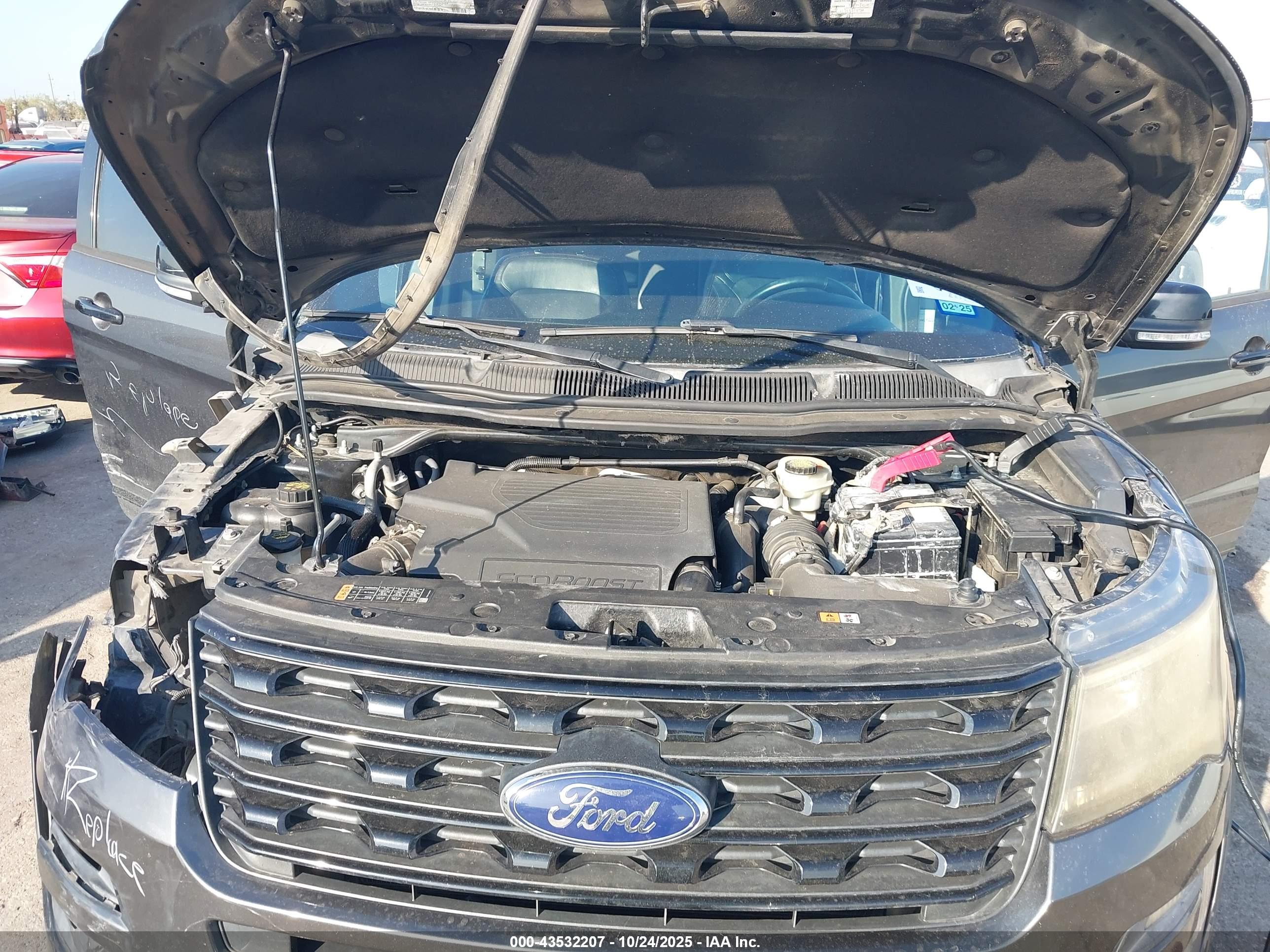 FORD EXPLORER image 10