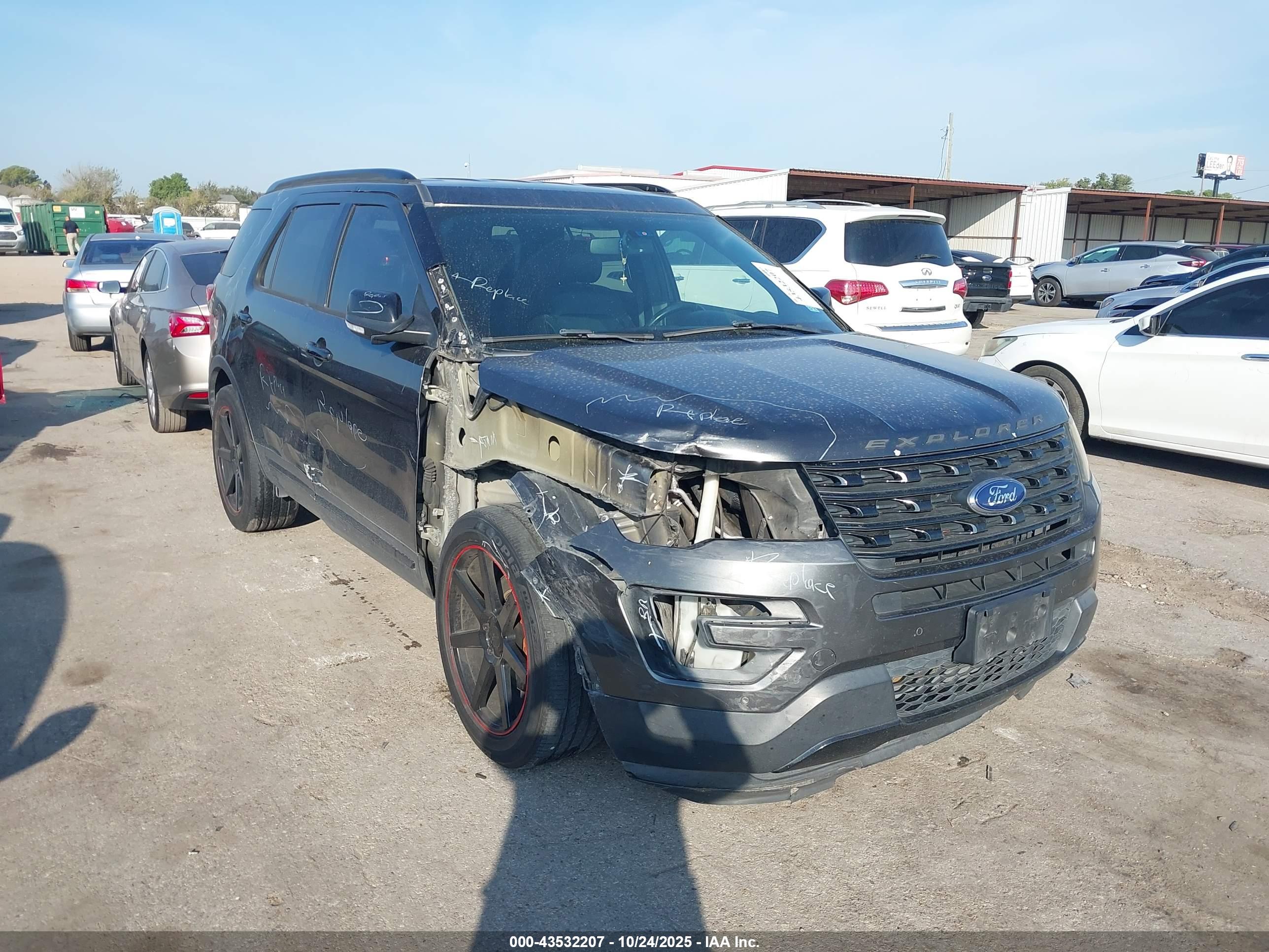 FORD EXPLORER image 6