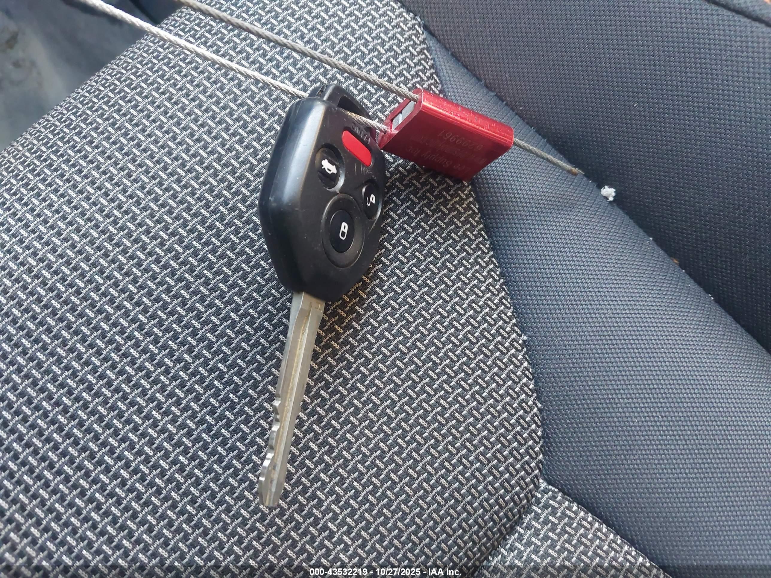 SUBARU CROSSTREK image 11