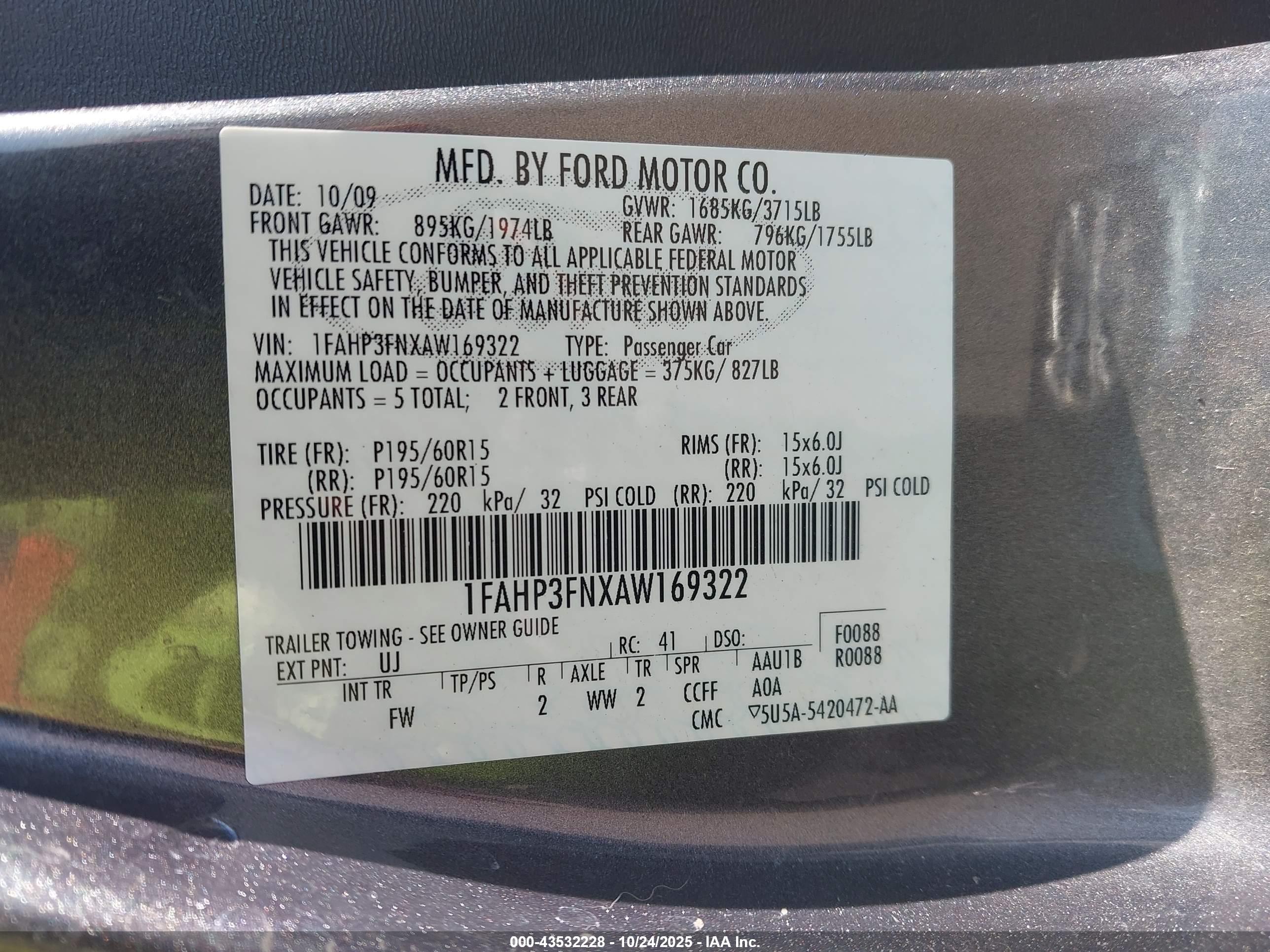 FORD FOCUS image 9