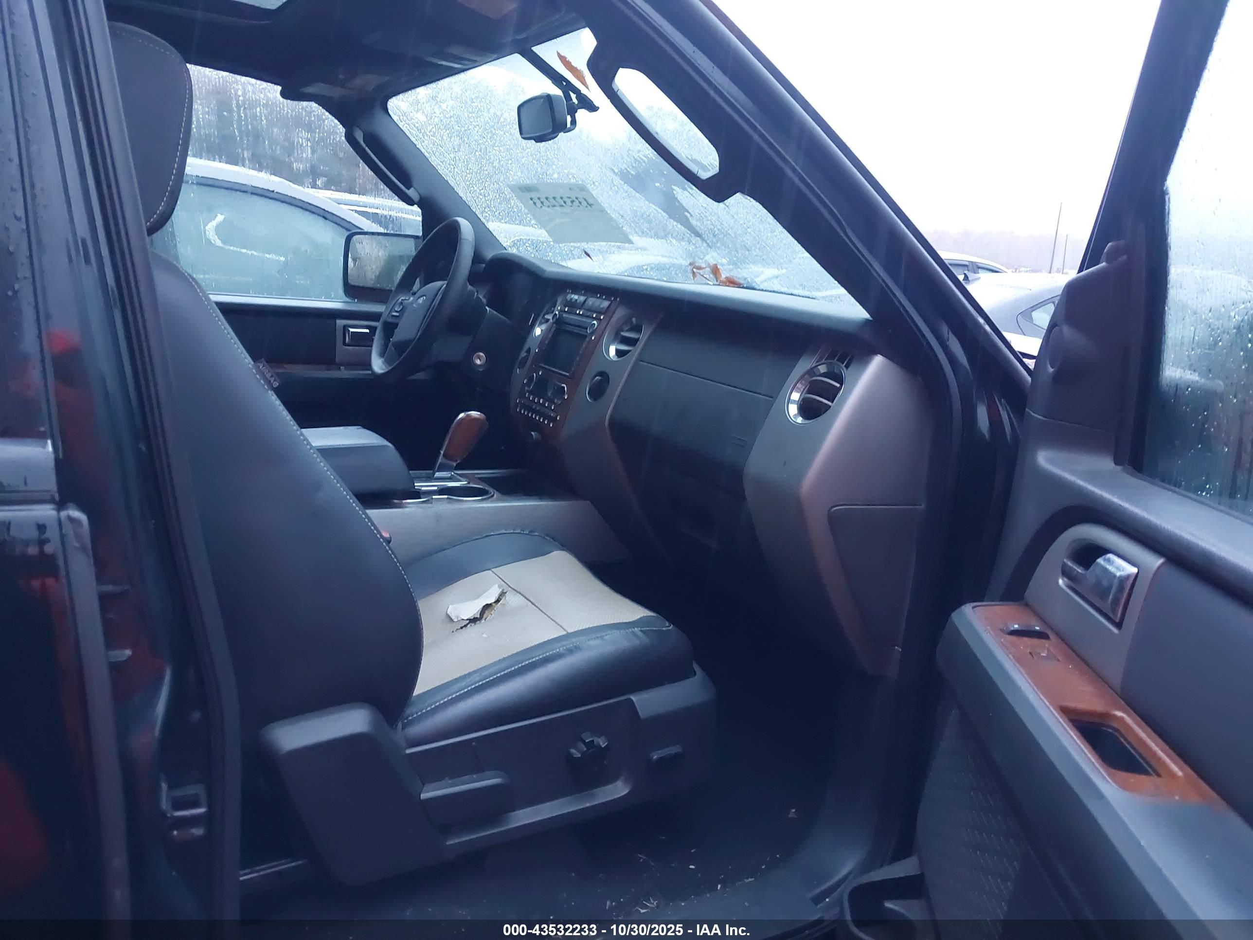 FORD EXPEDITION image 5