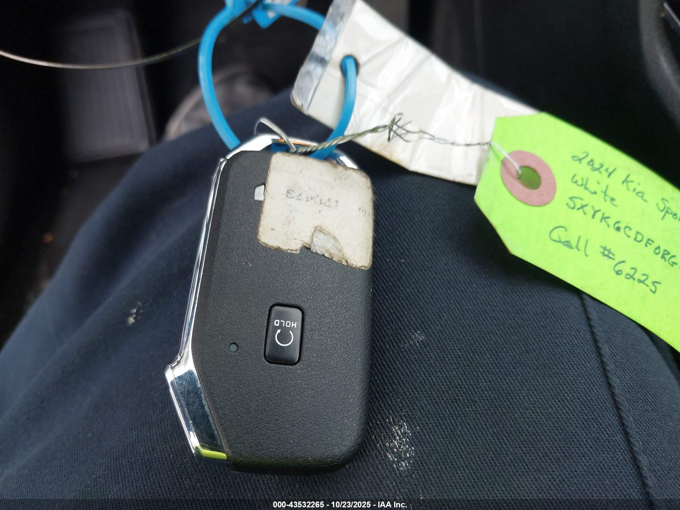 KIA SPORTAGE image 11