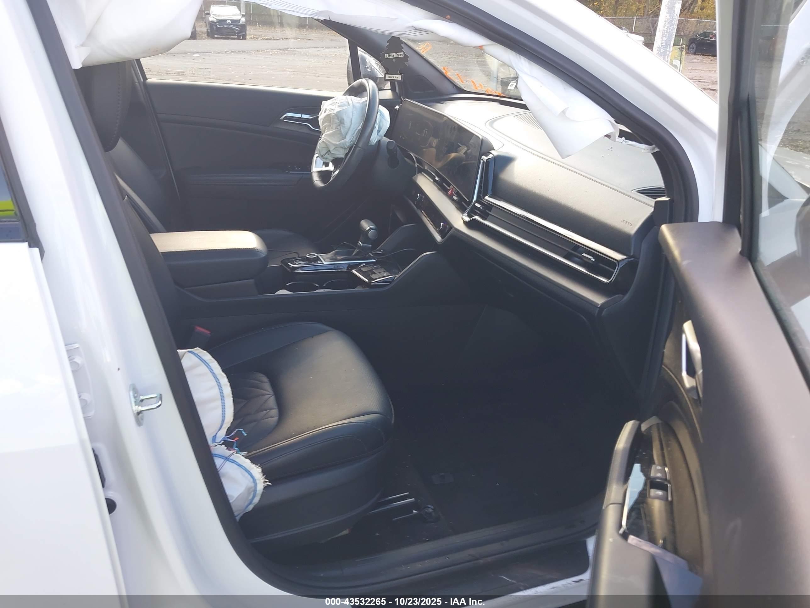 KIA SPORTAGE image 5