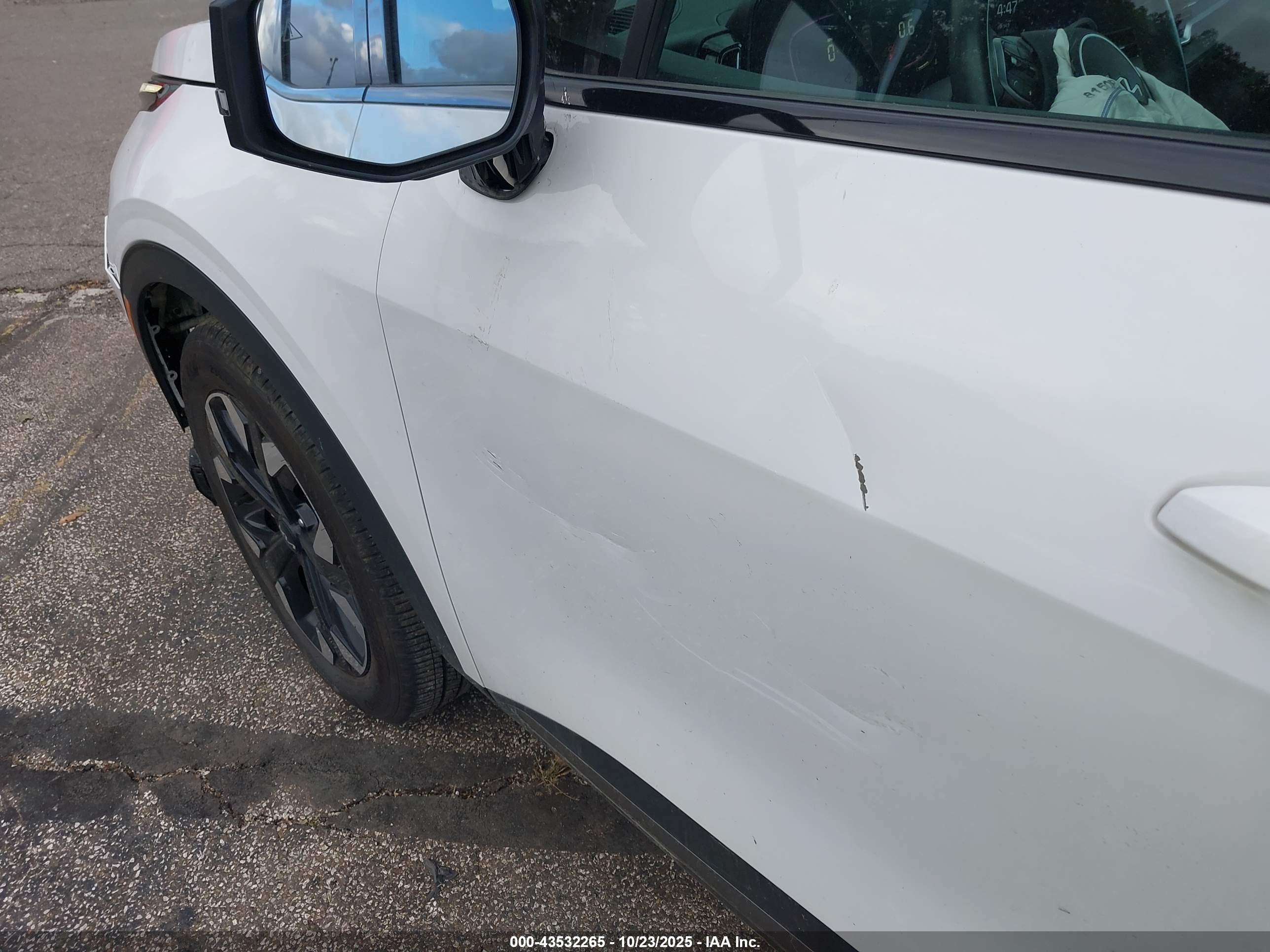 KIA SPORTAGE image 6