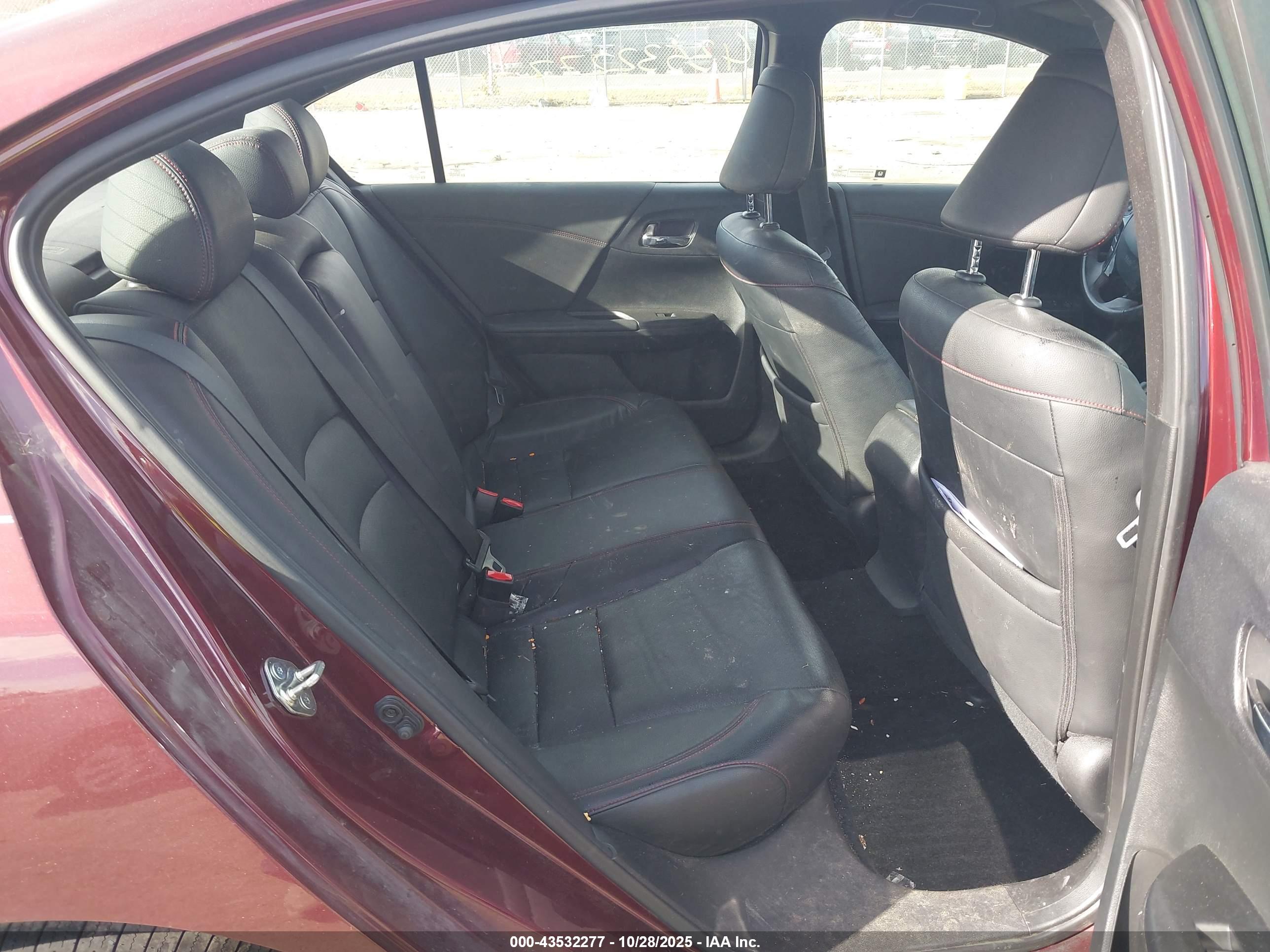 HONDA ACCORD image 8