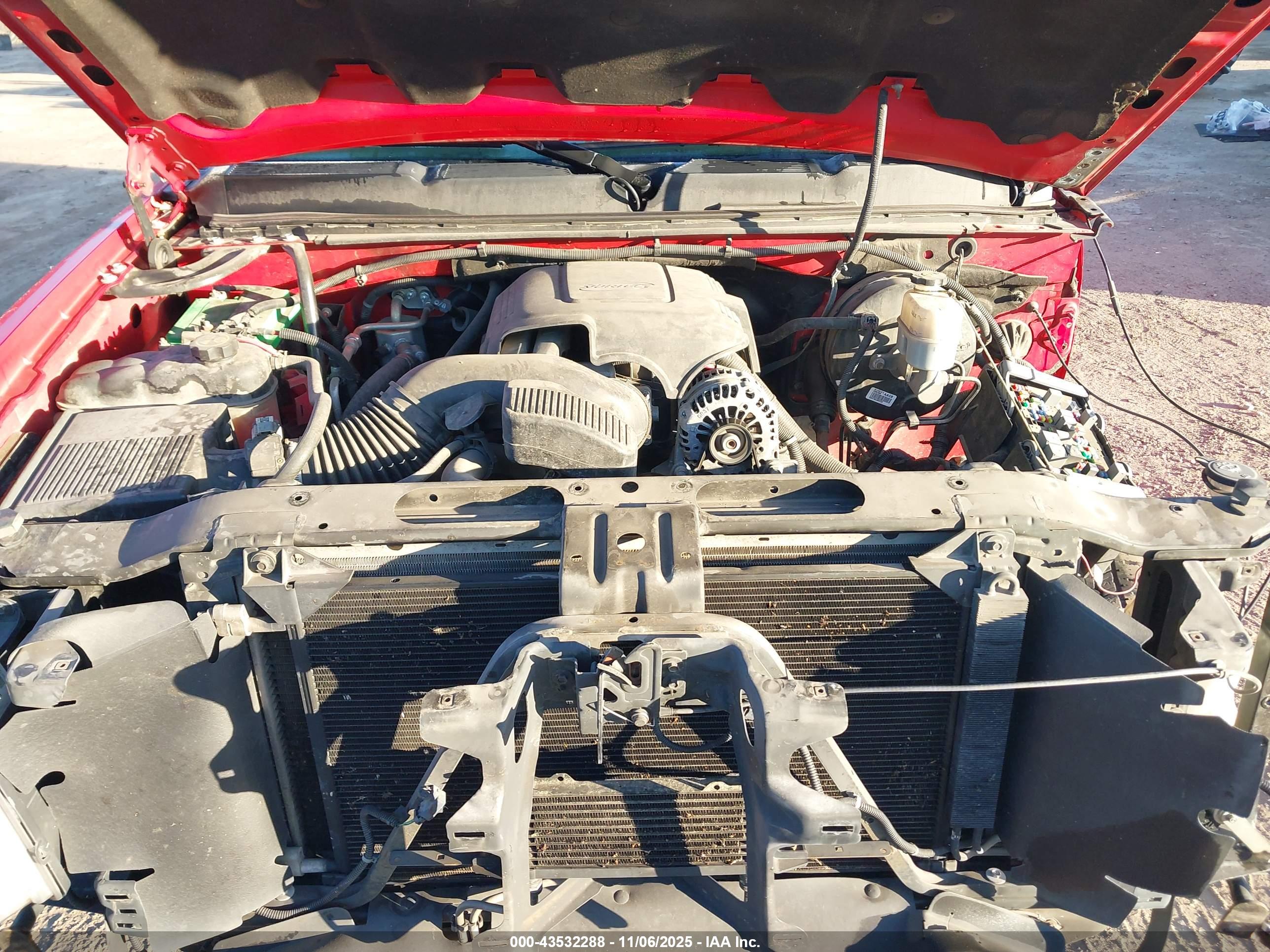 CHEVROLET SILVERADO image 10