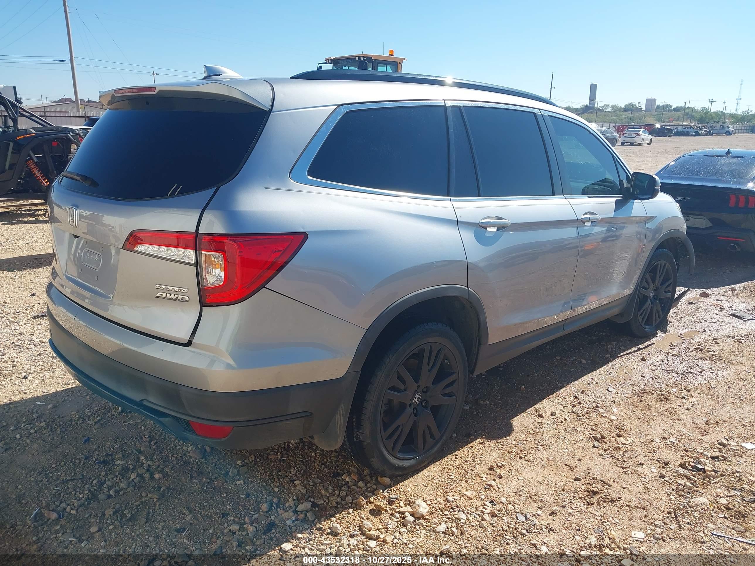 HONDA PILOT image 4