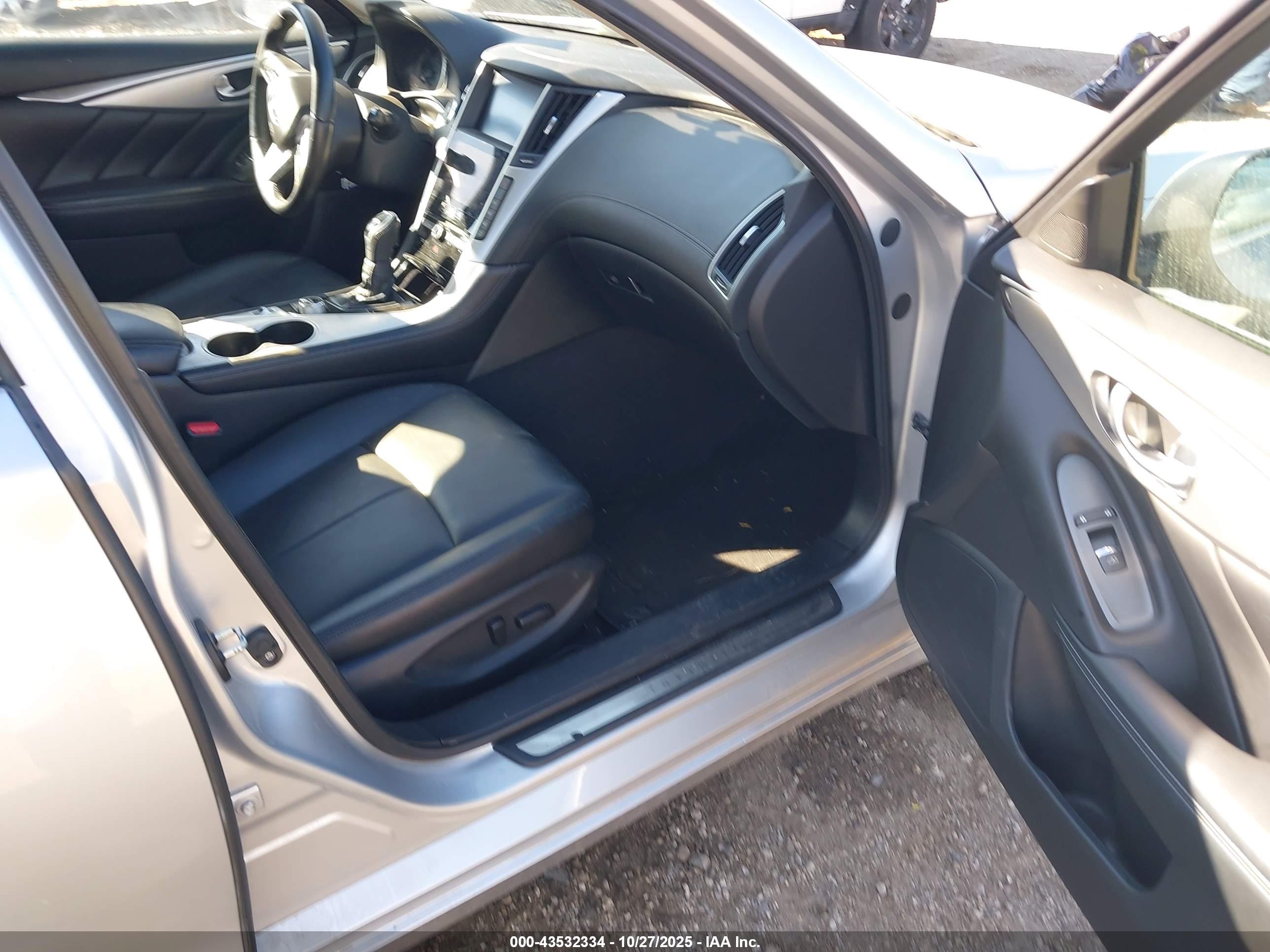 INFINITI Q50 image 5