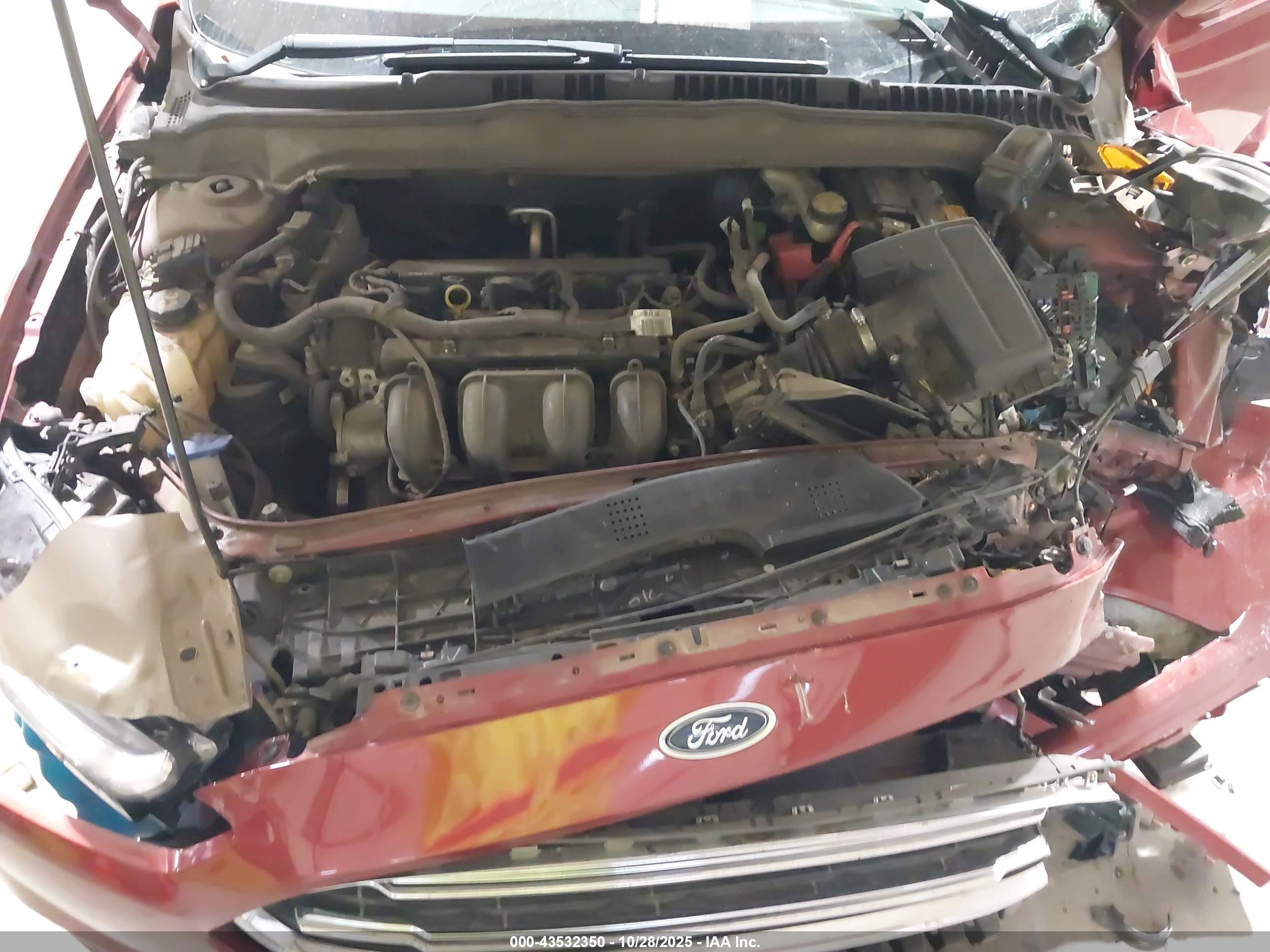 FORD FUSION image 10
