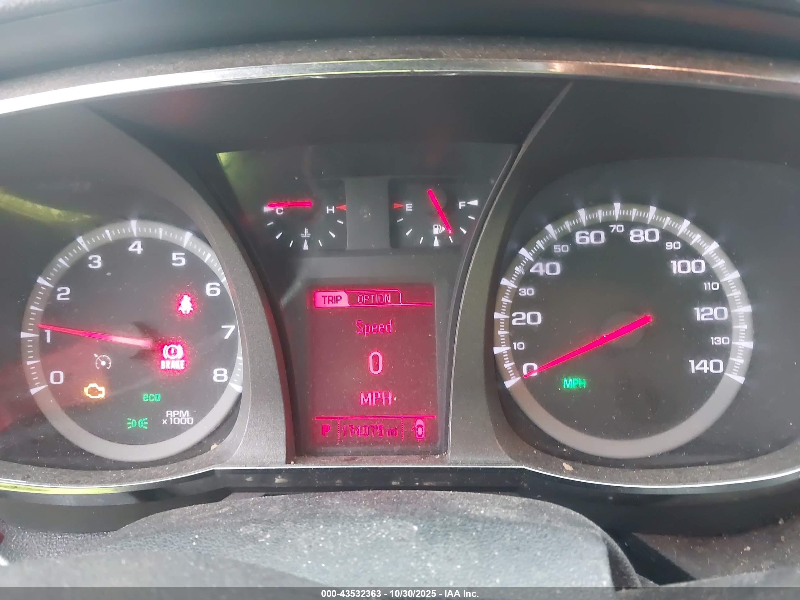 GMC TERRAIN image 7
