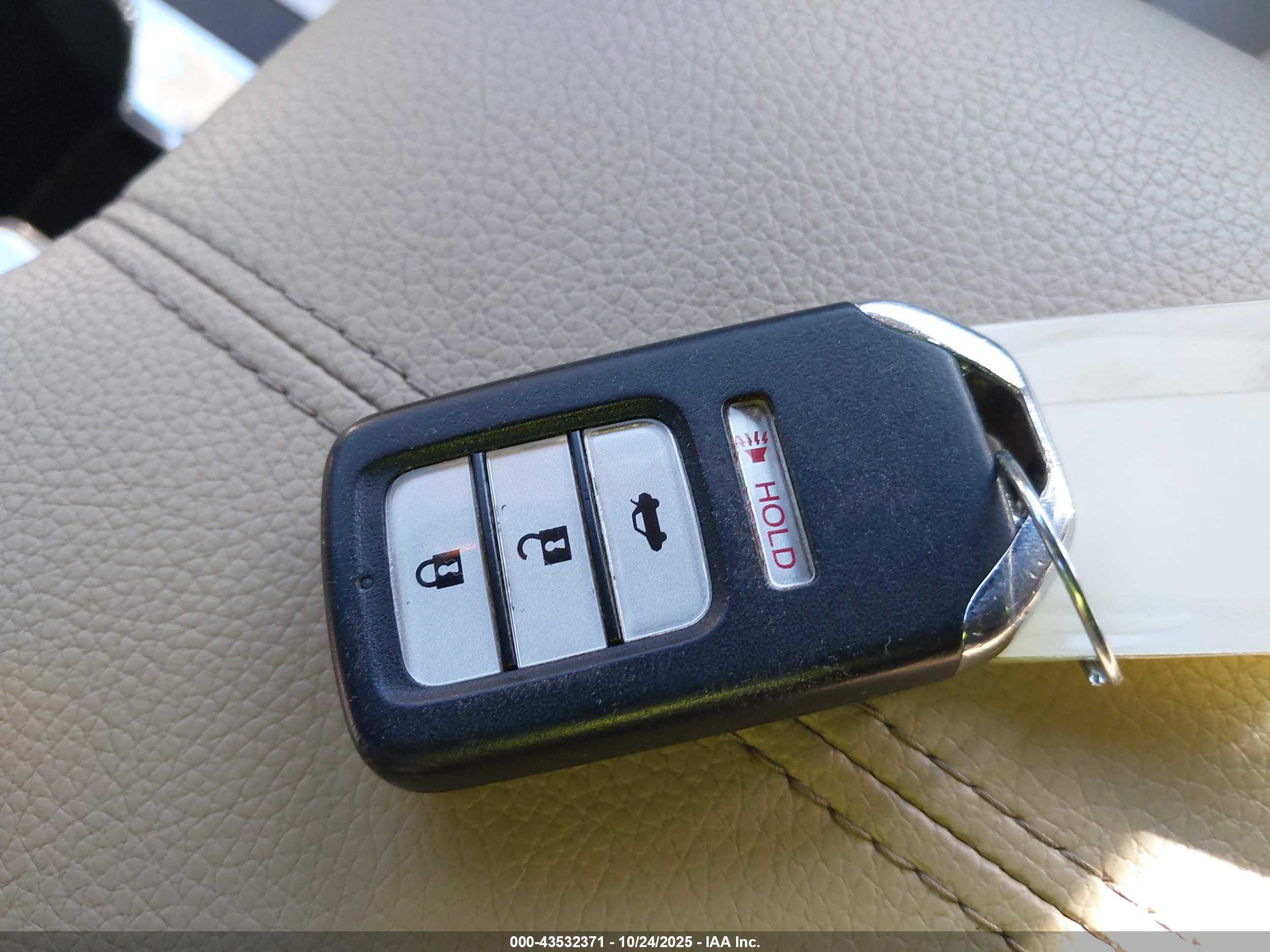 HONDA ACCORD image 11