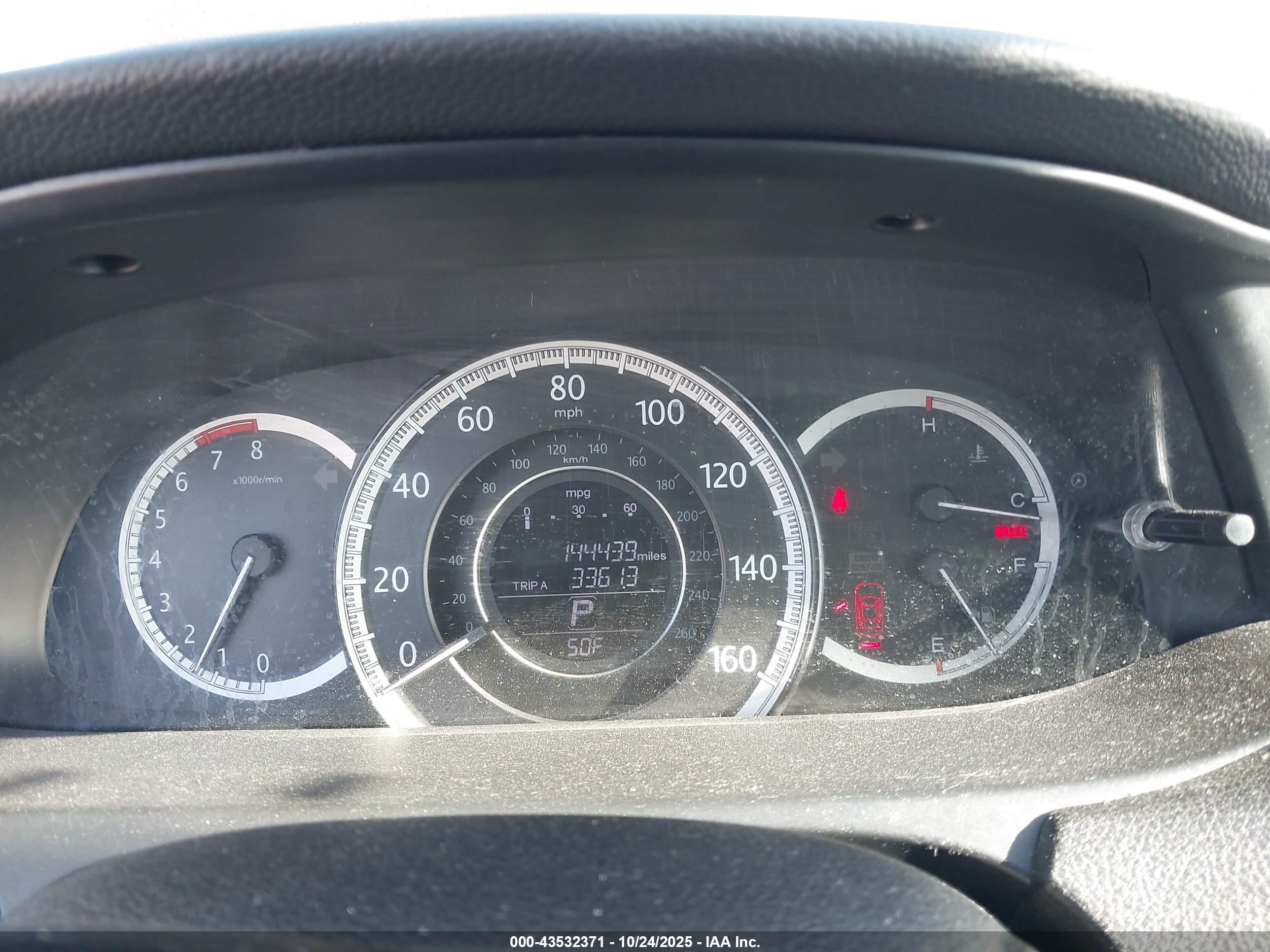 HONDA ACCORD image 7