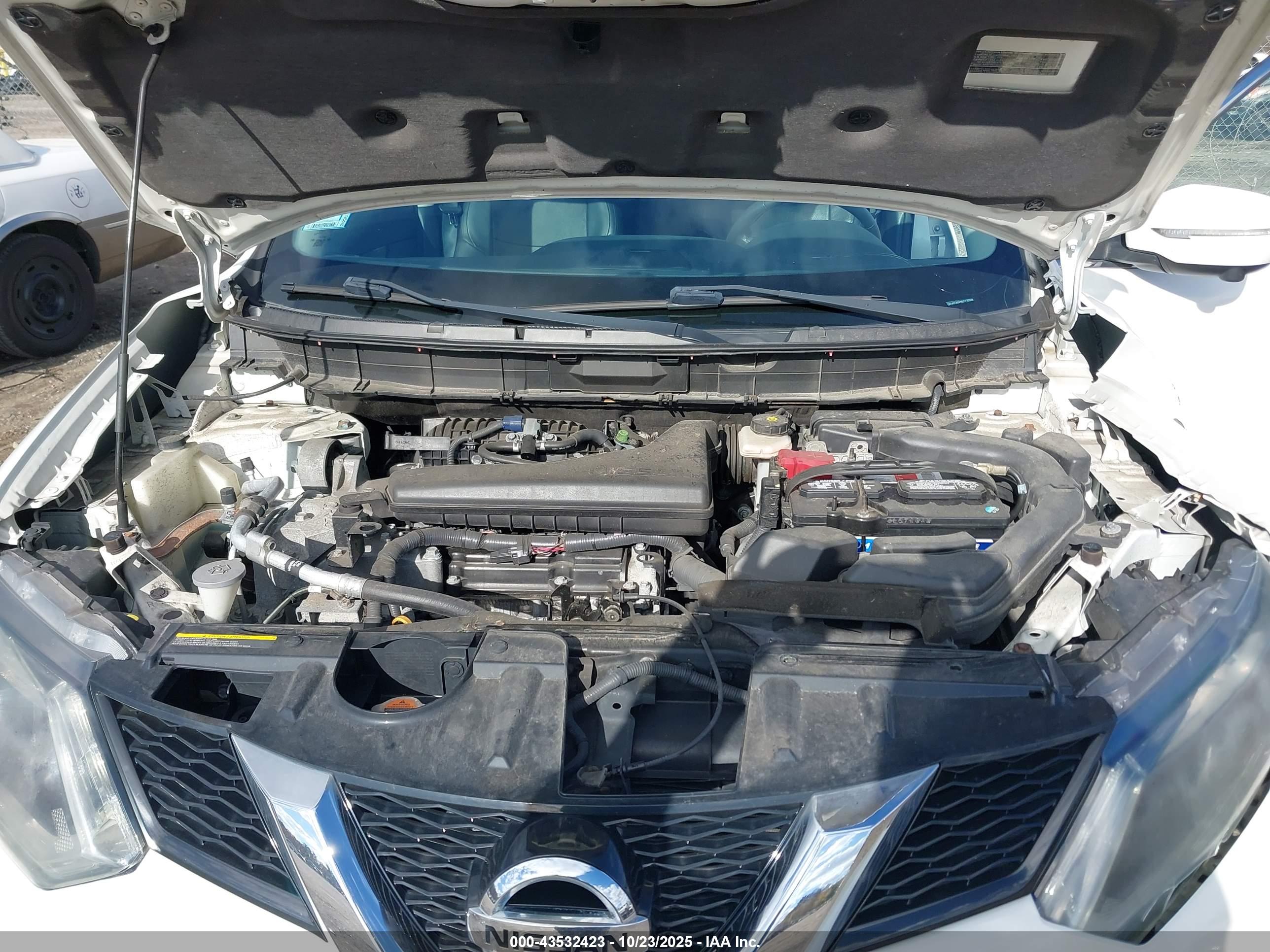 NISSAN ROGUE image 10