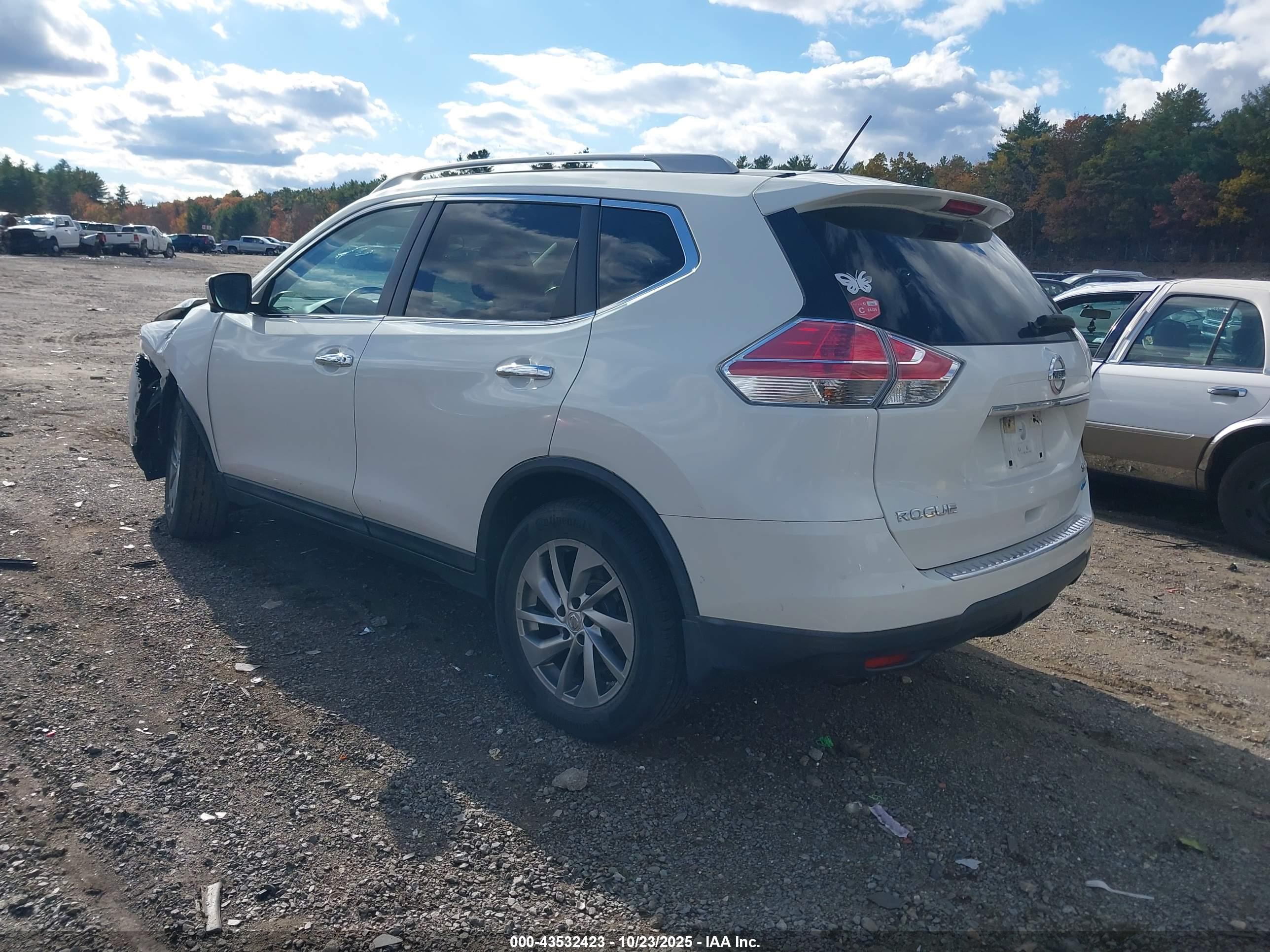 NISSAN ROGUE image 3